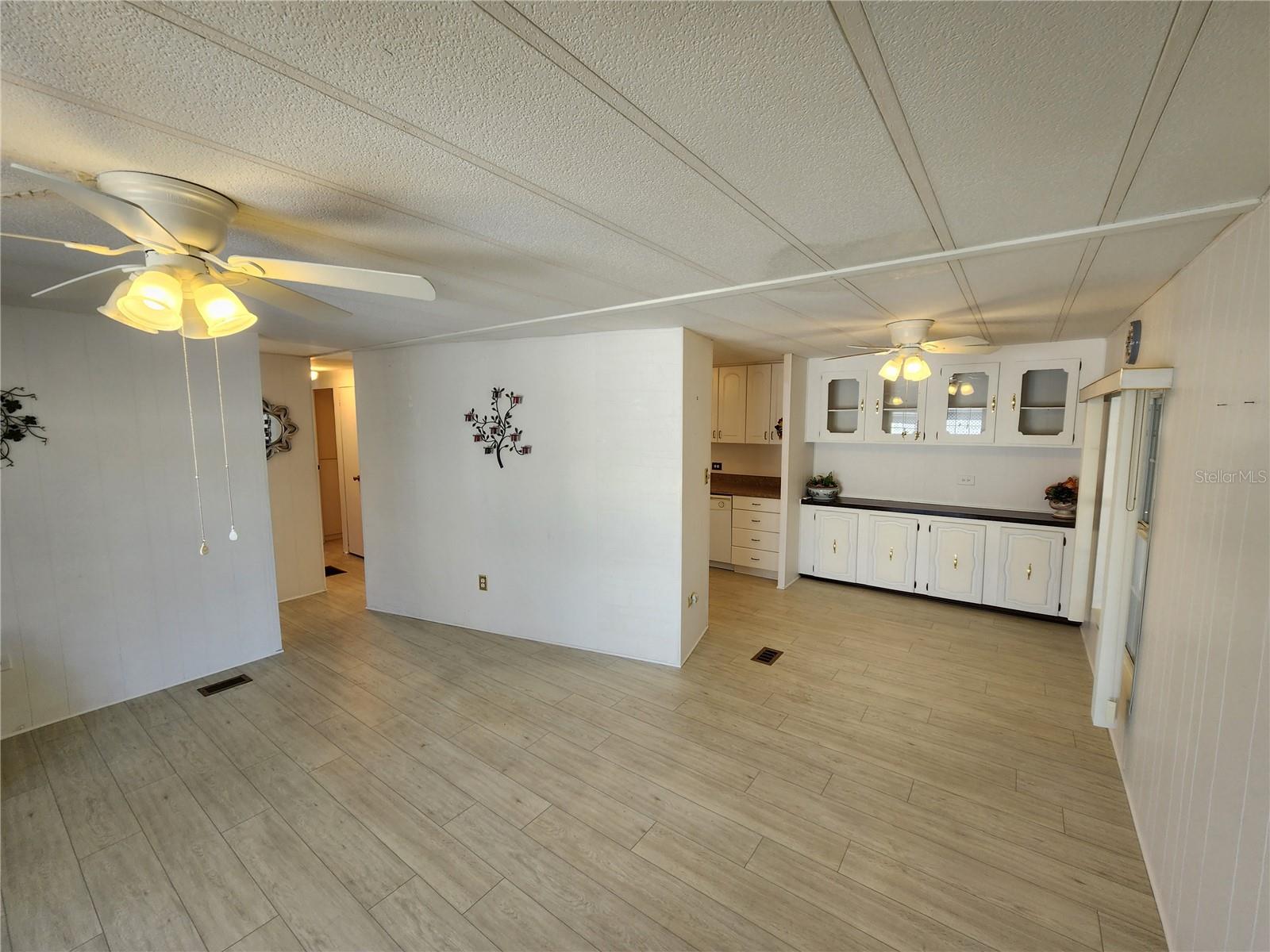 Image 10 of 31 For 808 53rd Avenue E 9