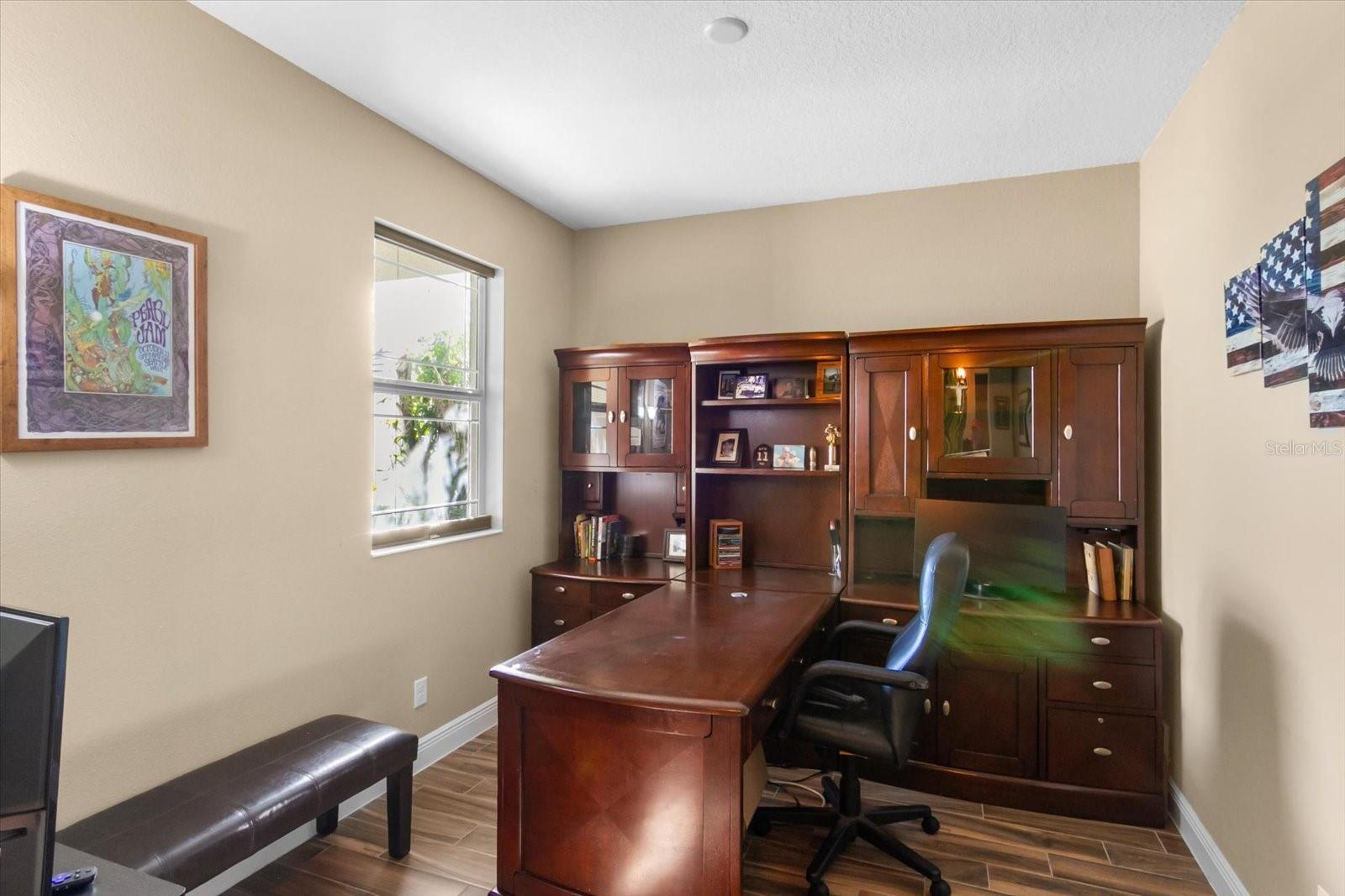 Image 9 of 35 For 7612 Alumni Trail