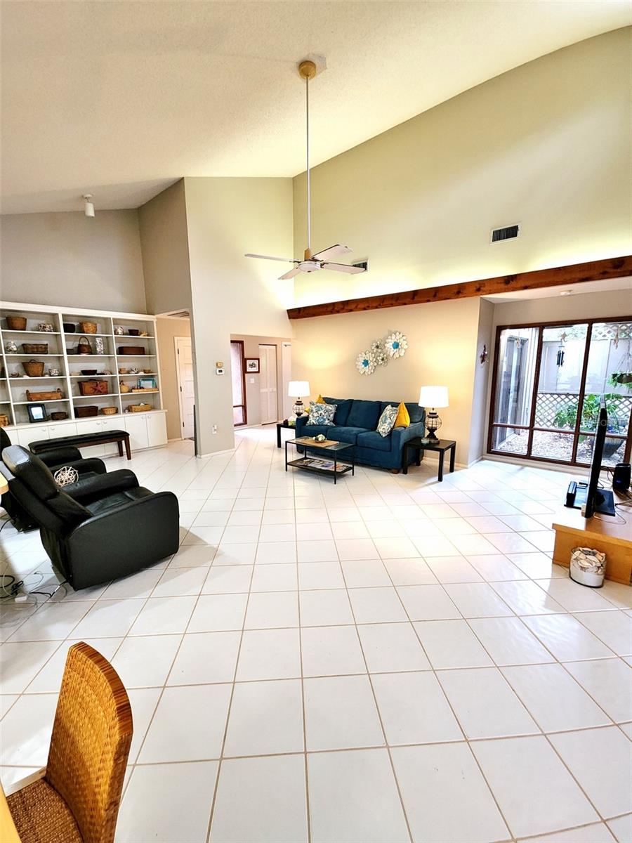 Image 12 of 56 For 1407 Willow Oak Circle