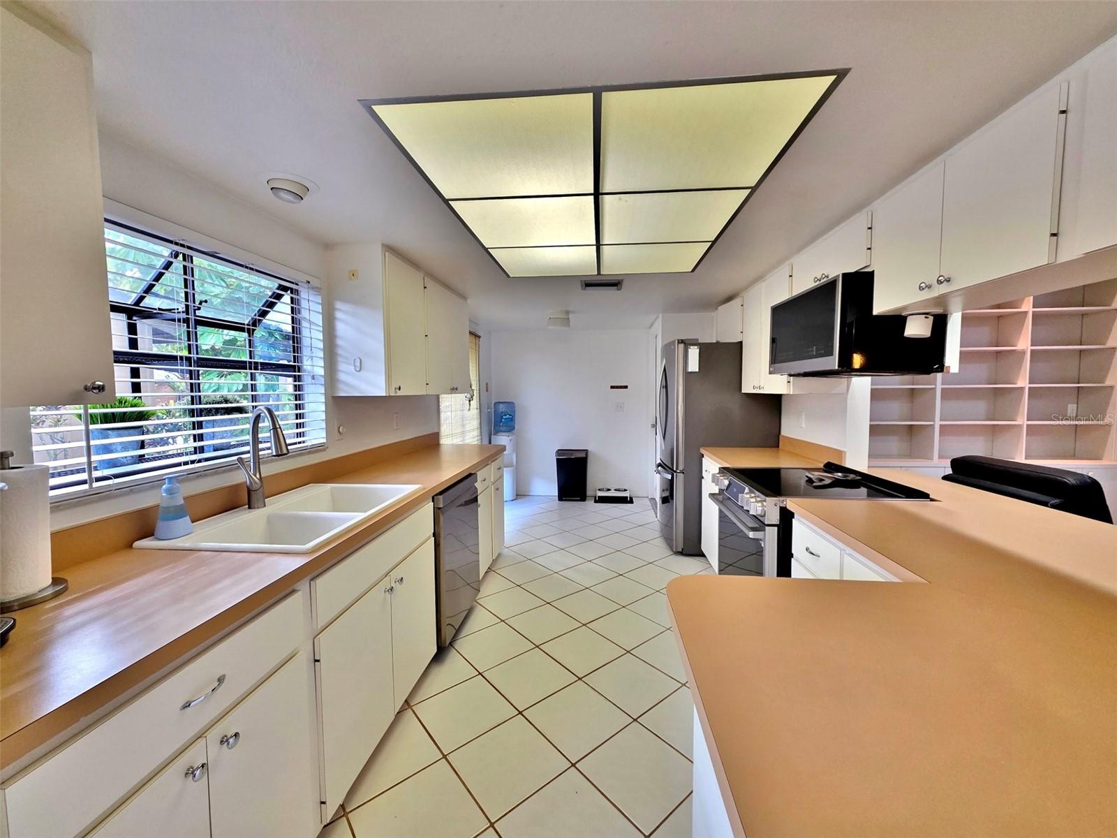 Image 19 of 56 For 1407 Willow Oak Circle