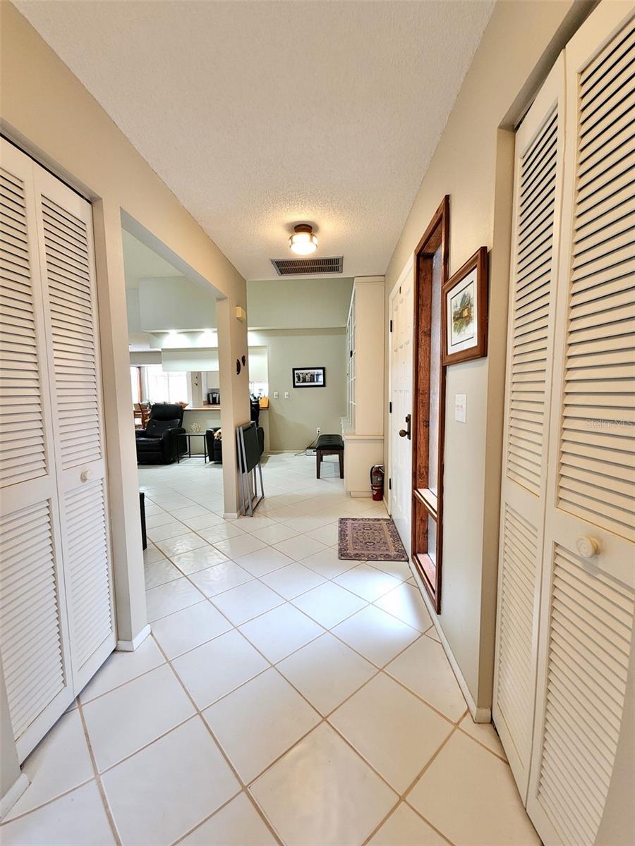 Image 26 of 56 For 1407 Willow Oak Circle