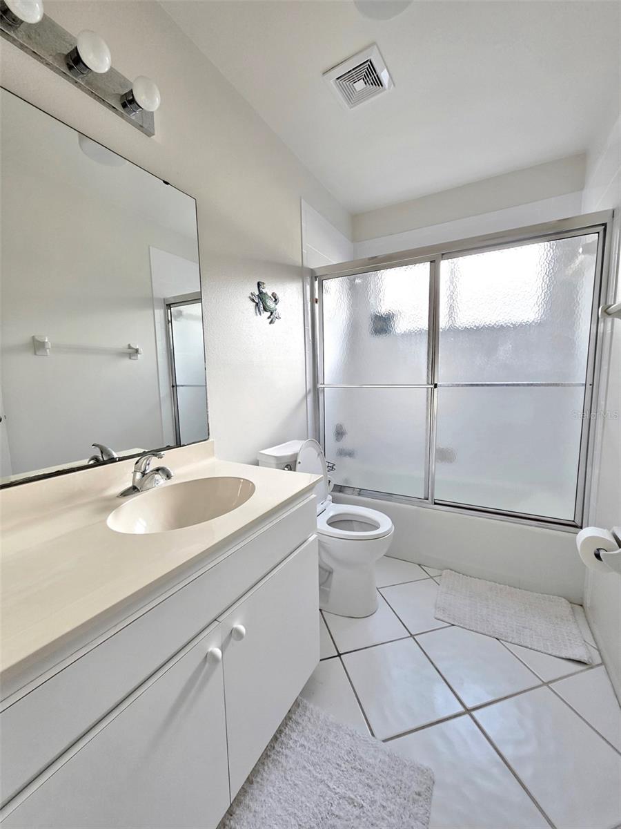 Image 36 of 56 For 1407 Willow Oak Circle