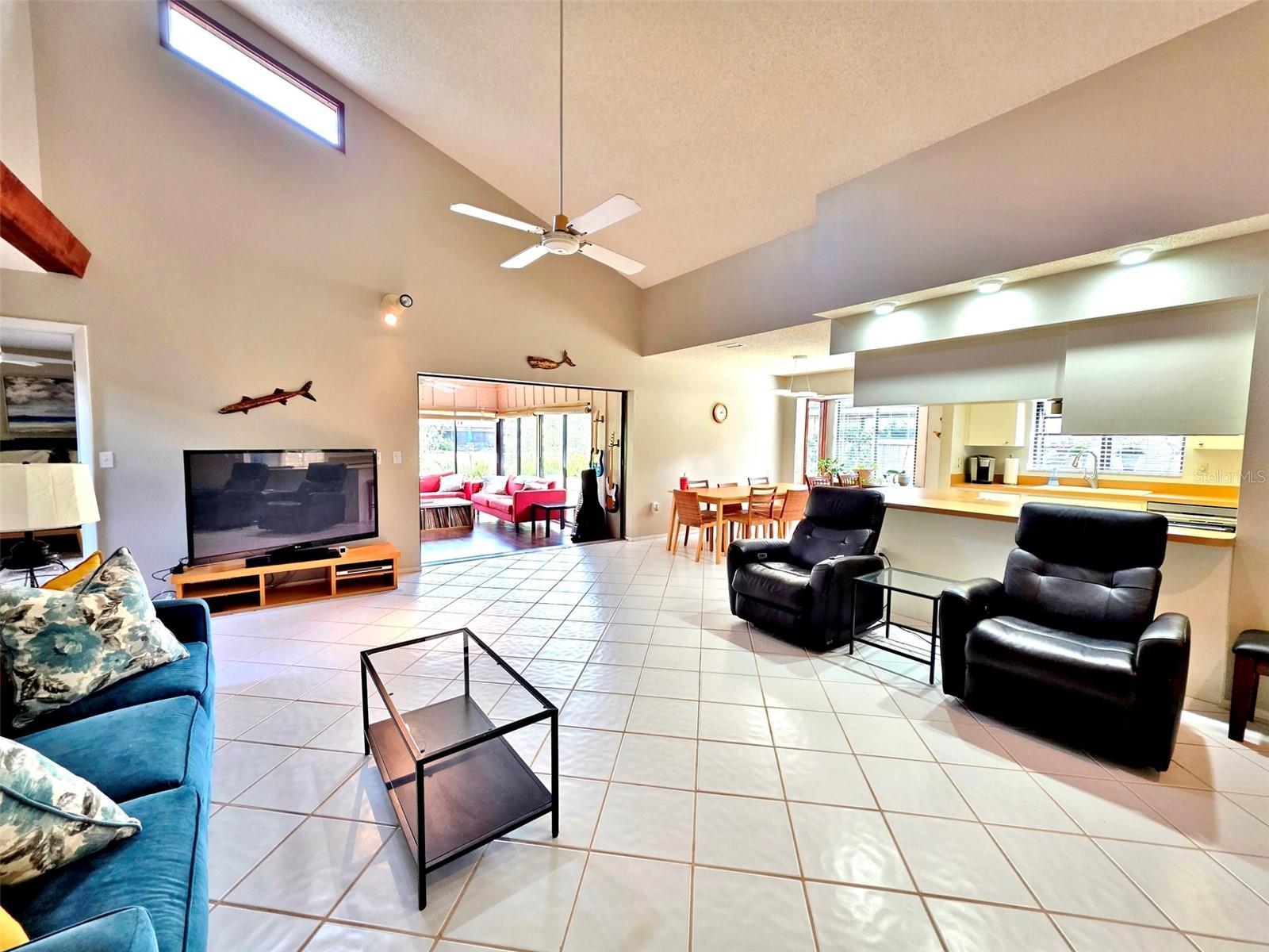 Image 8 of 56 For 1407 Willow Oak Circle