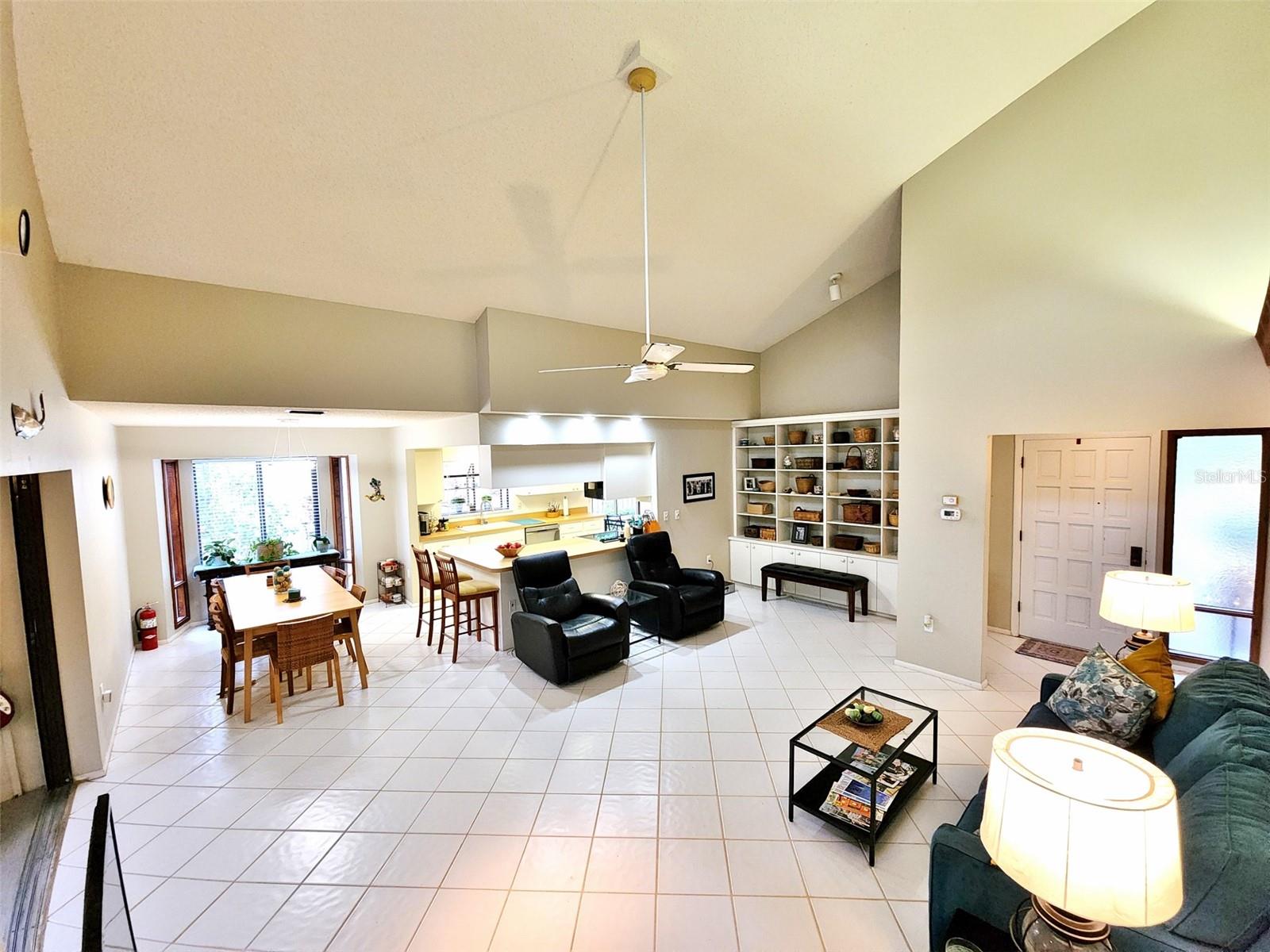 Image 9 of 56 For 1407 Willow Oak Circle