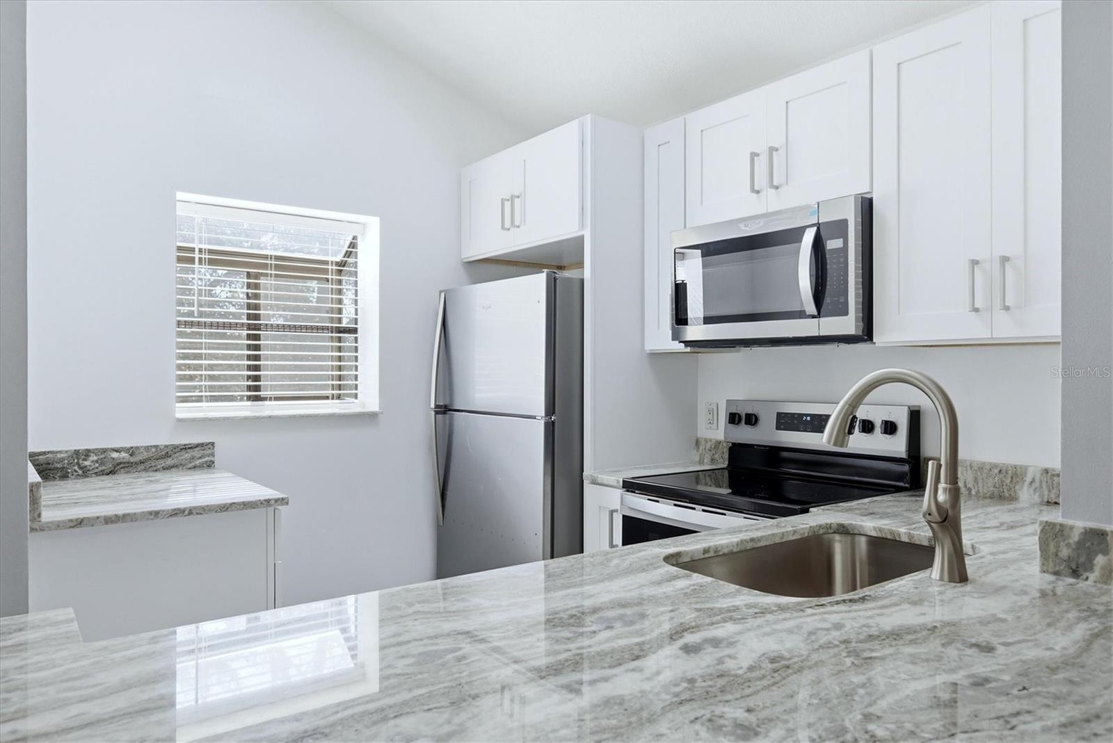 Image 20 of 22 For 5651 Gardens Drive 5651