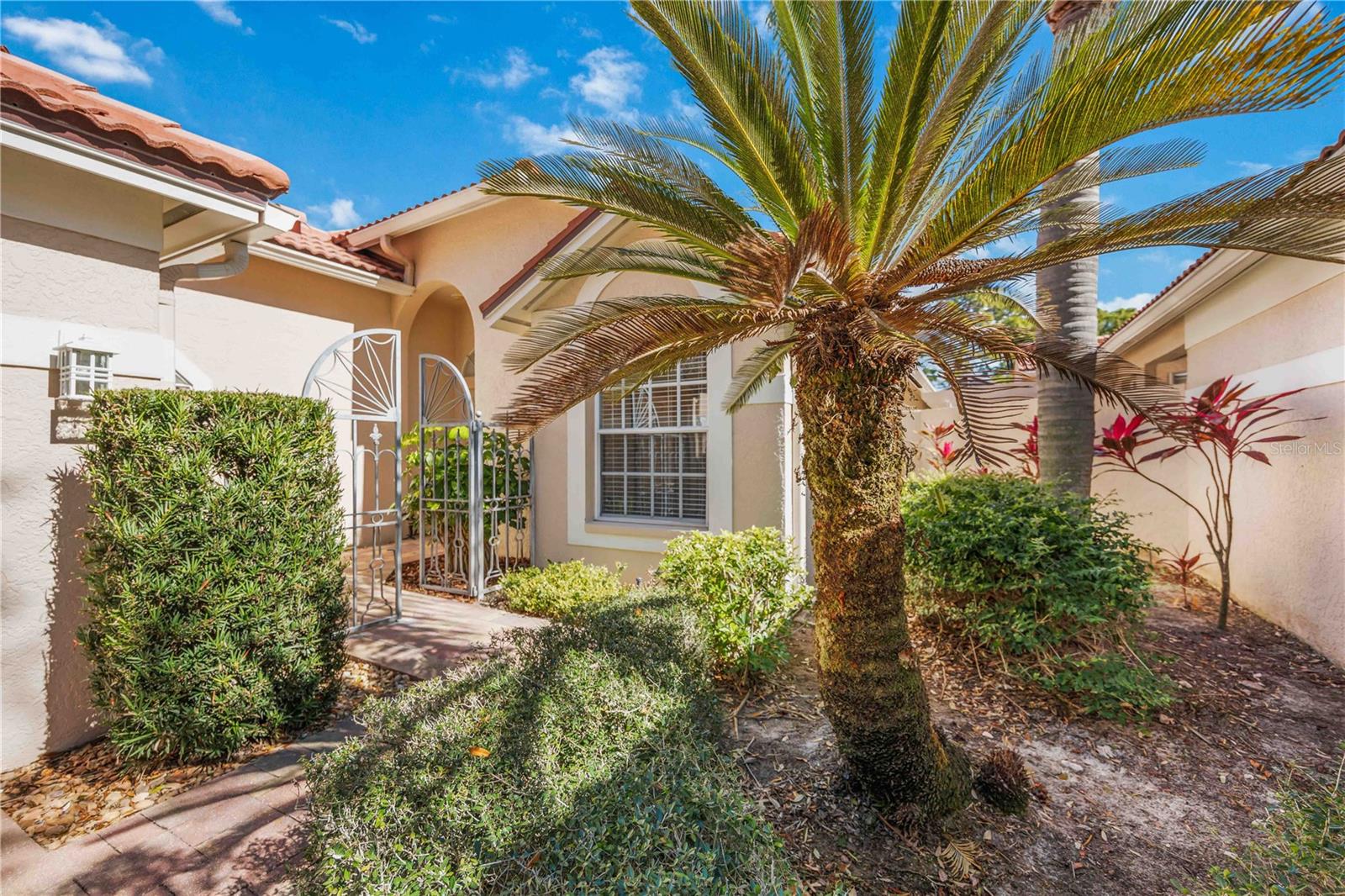 Image 5 of 72 For 4076 Lyndhurst Court