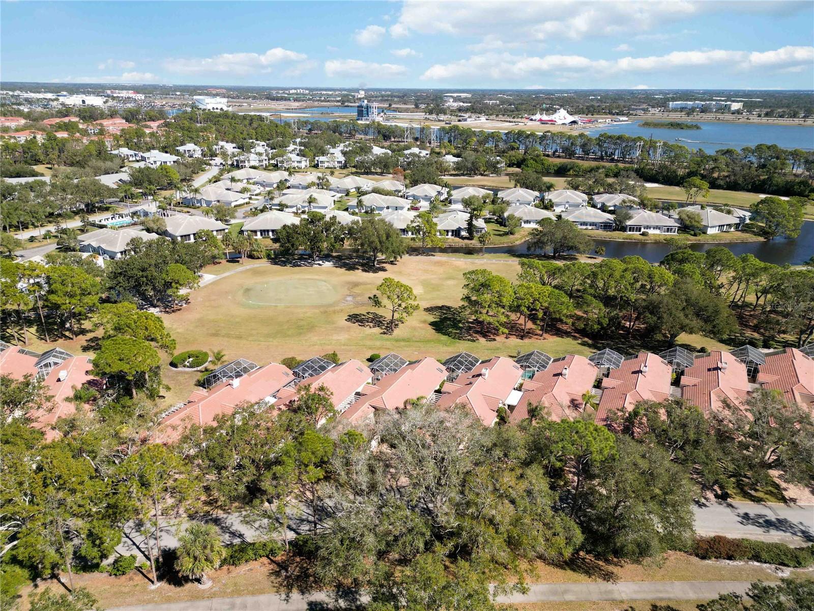 Image 52 of 72 For 4076 Lyndhurst Court