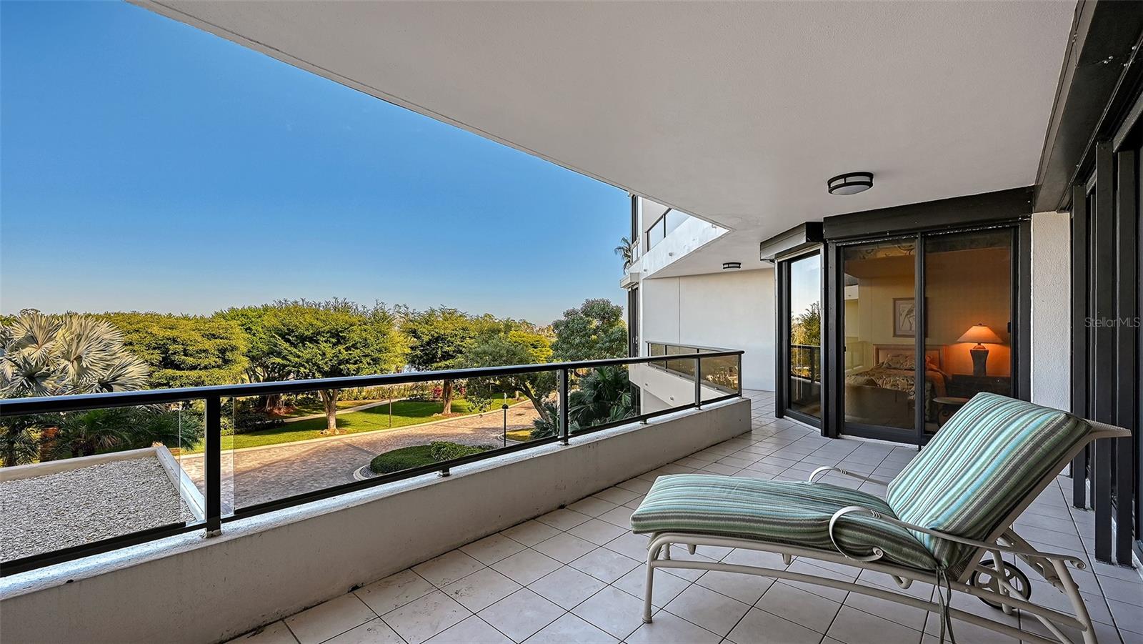 Image 40 of 79 For 545 Sanctuary Drive B305