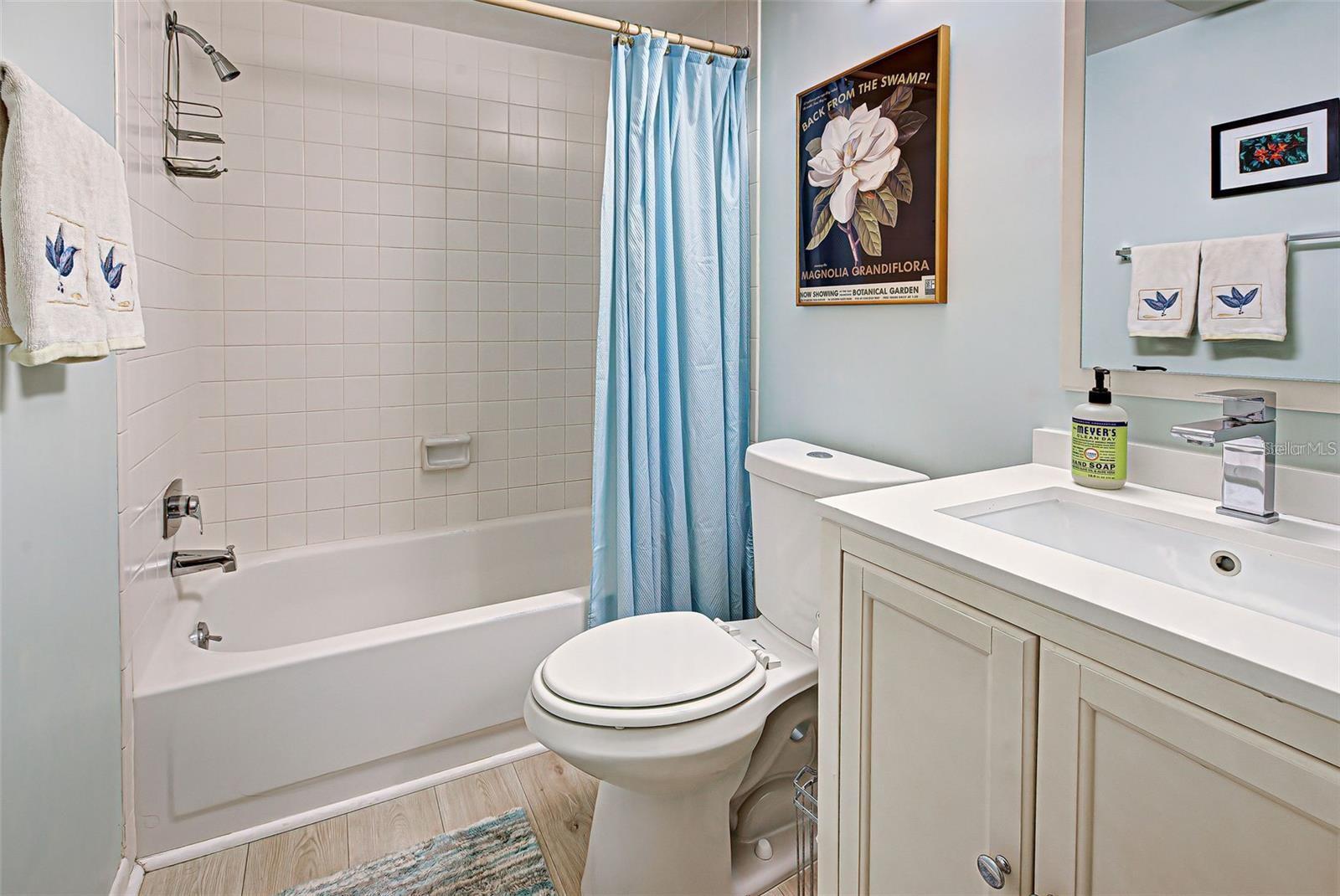 Image 38 of 59 For 656 Bird Bay Circle 11