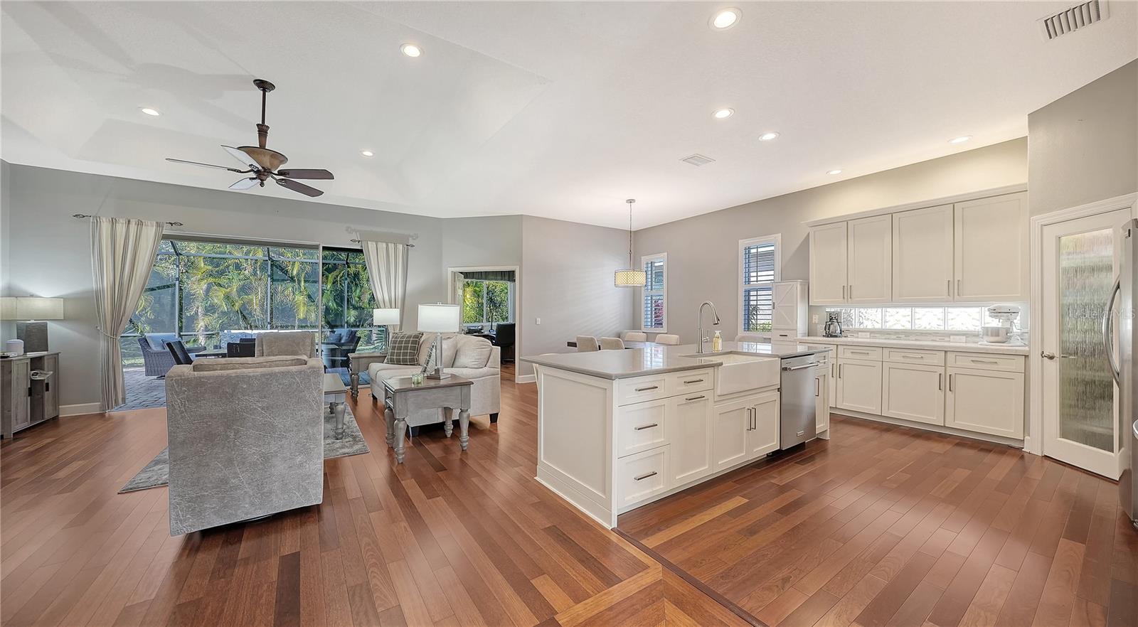 Image 3 of 45 For 767 Fordingbridge Way