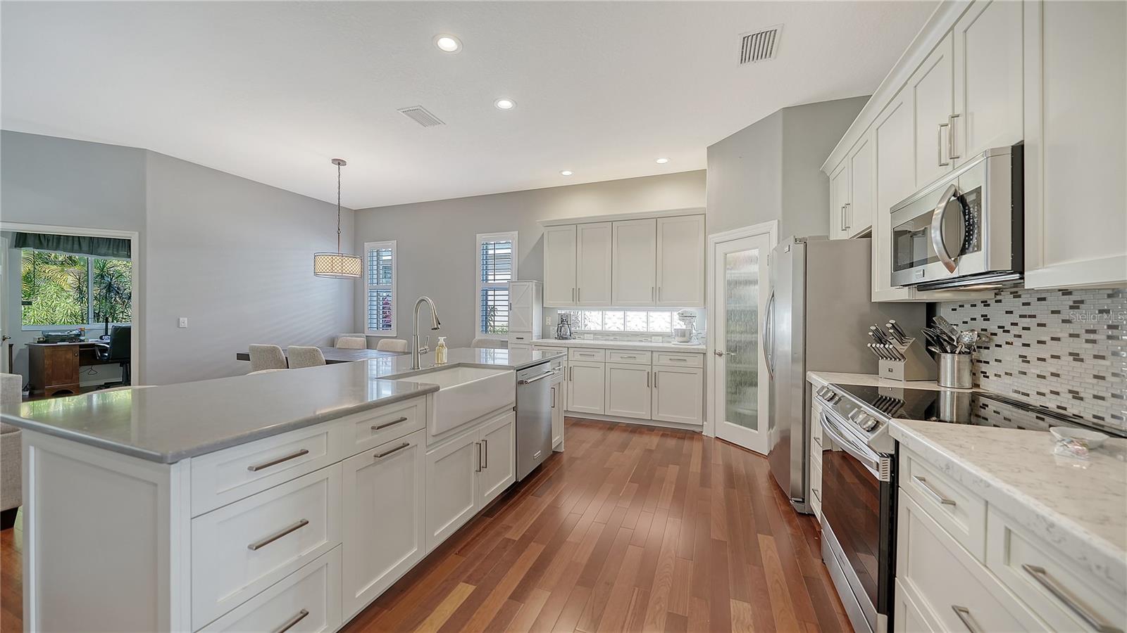 Image 4 of 45 For 767 Fordingbridge Way