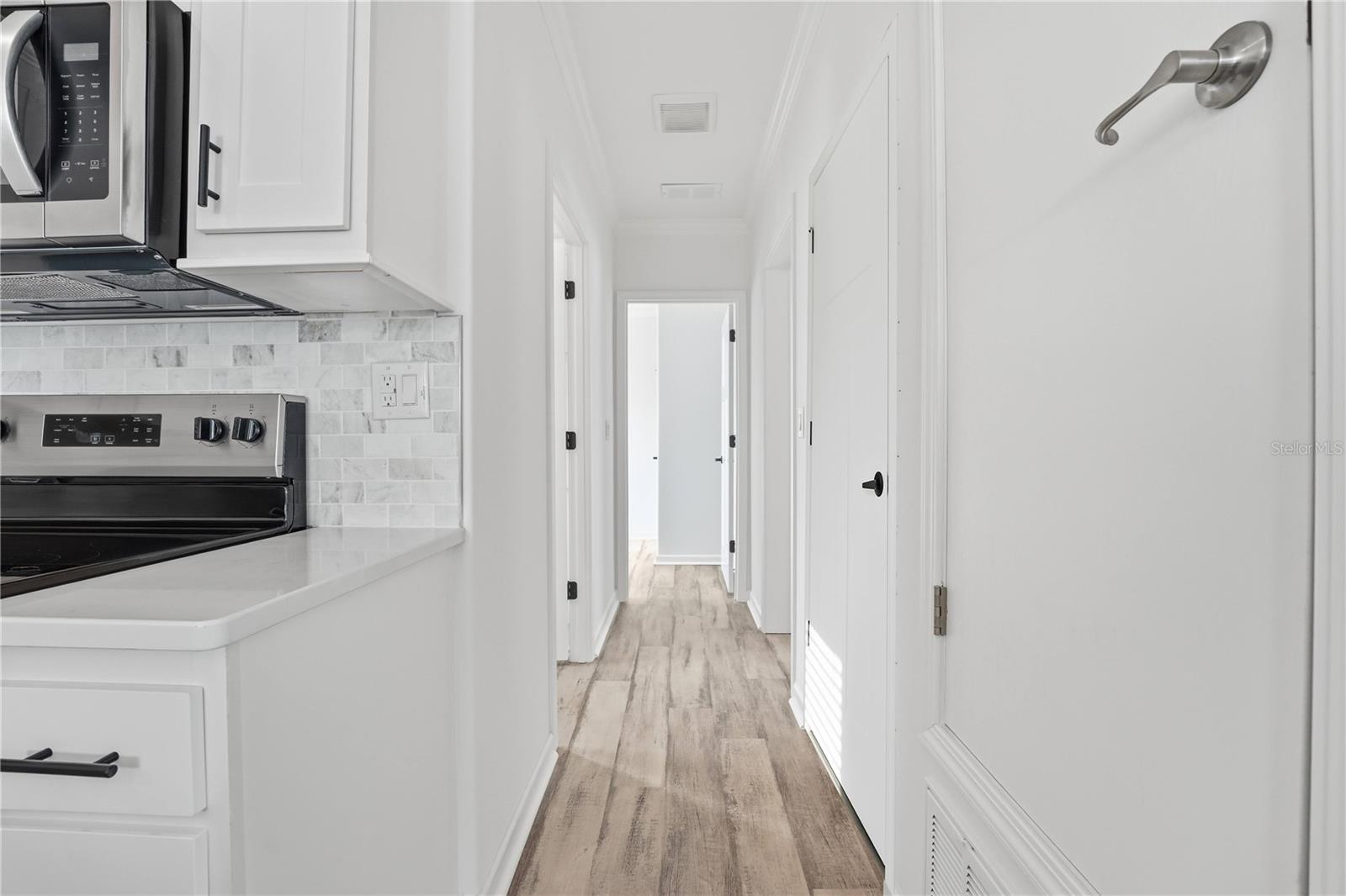 Image 10 of 45 For 3710 Gulf Of Mexico Drive F2