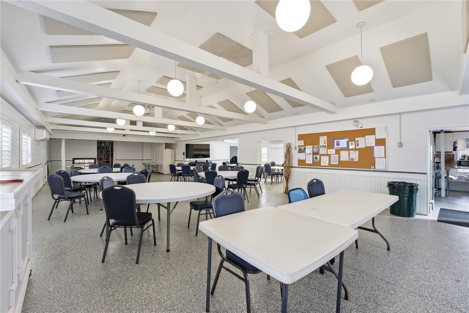 Image 24 of 45 For 3710 Gulf Of Mexico Drive F2