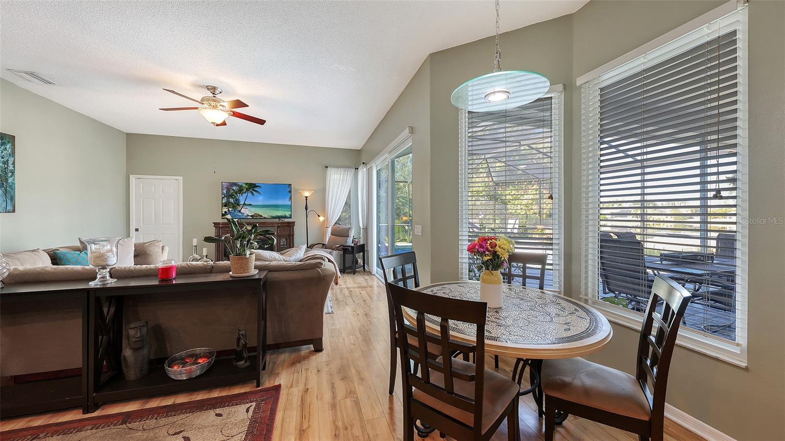 Image 17 of 64 For 7501 52nd Terrace E