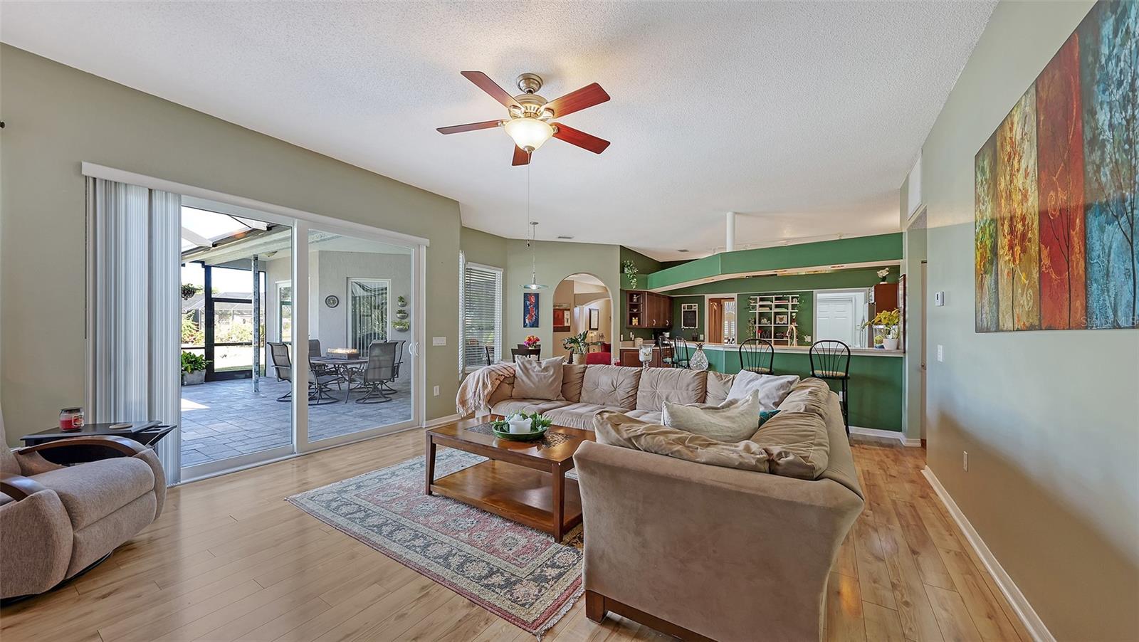 Image 21 of 64 For 7501 52nd Terrace E