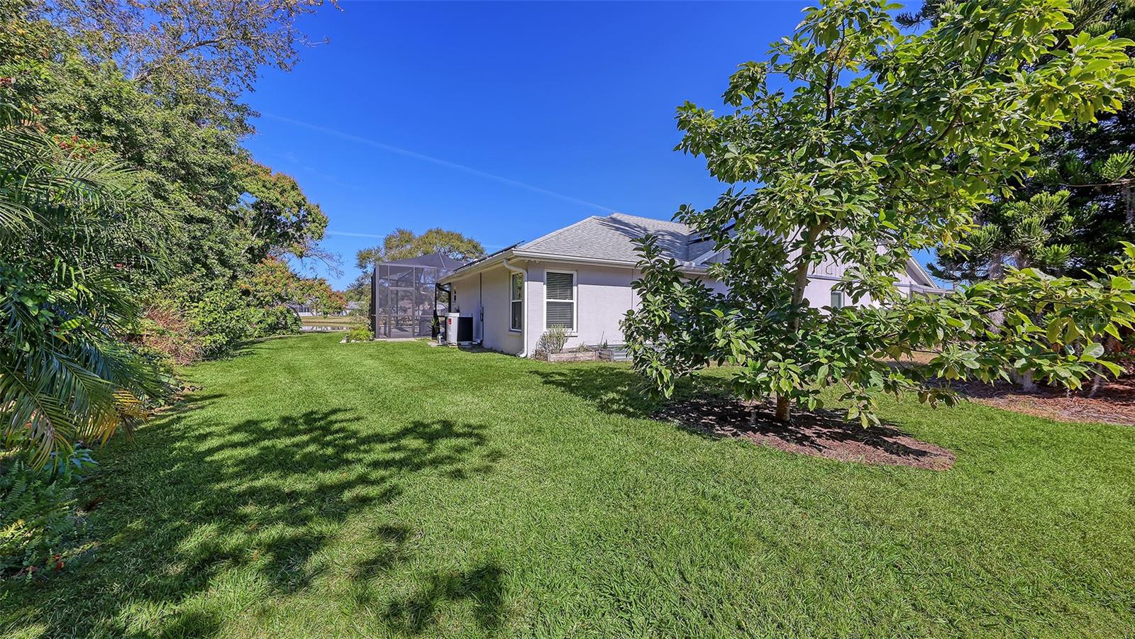 Image 44 of 64 For 7501 52nd Terrace E