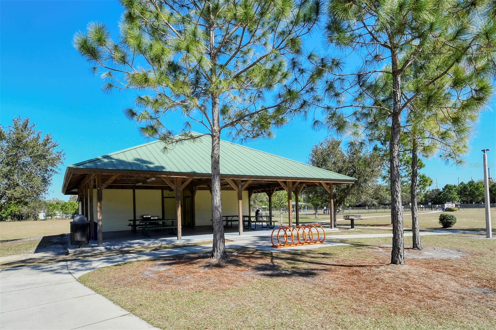 Image 61 of 64 For 7501 52nd Terrace E