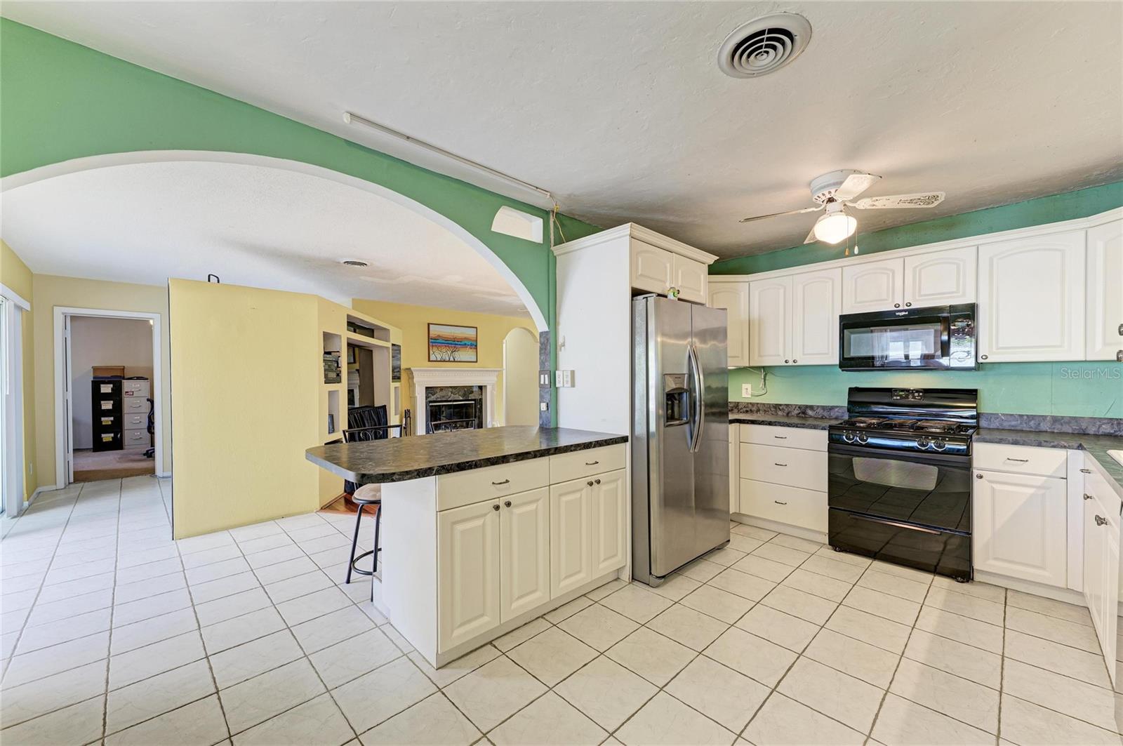 Image 3 of 53 For 3007 Florida Boulevard