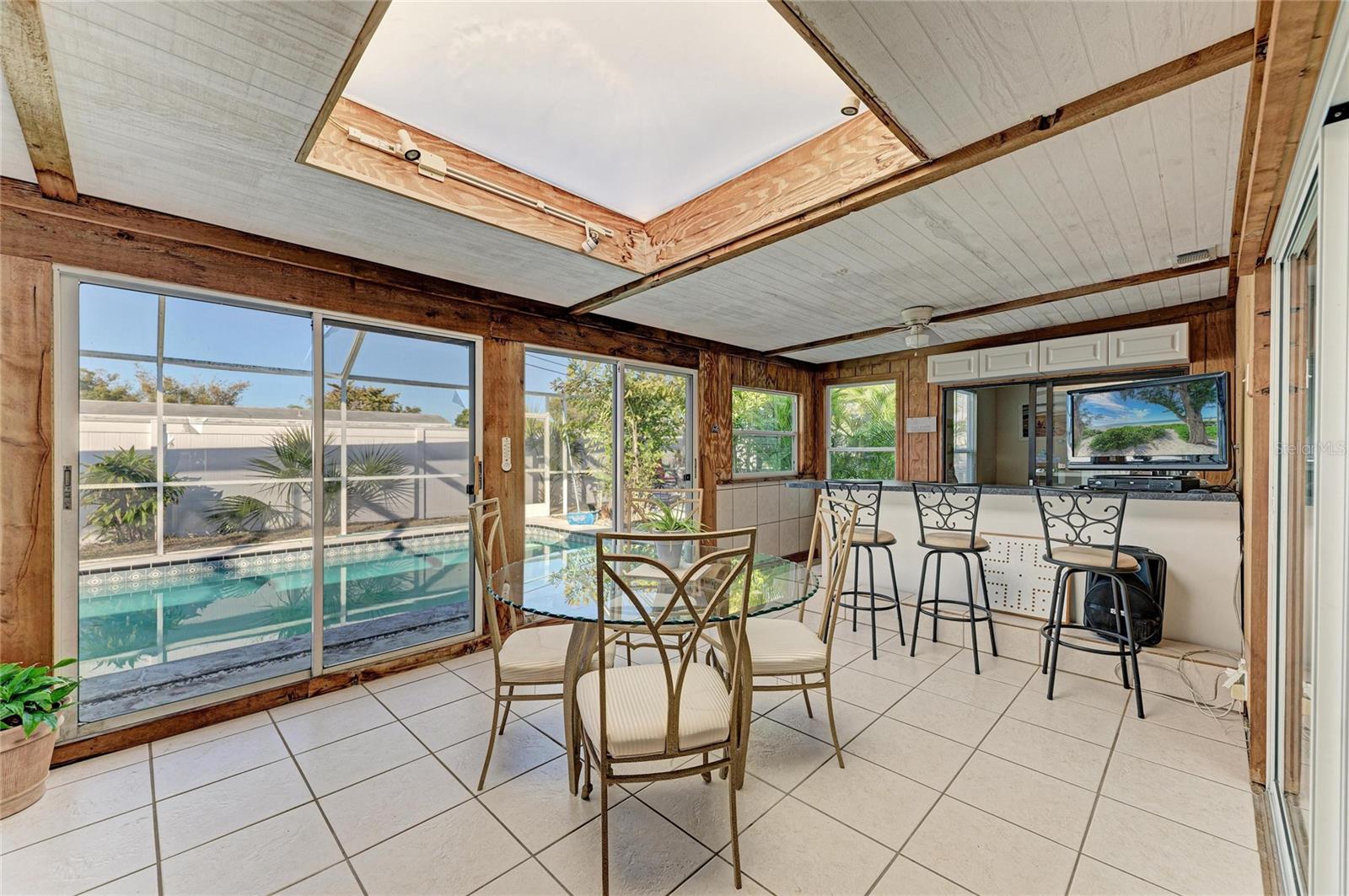 Image 31 of 53 For 3007 Florida Boulevard