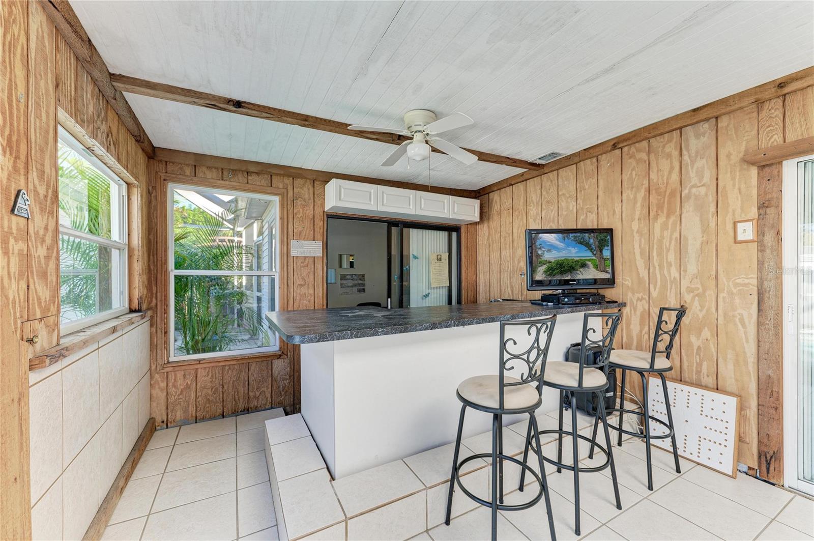 Image 33 of 53 For 3007 Florida Boulevard