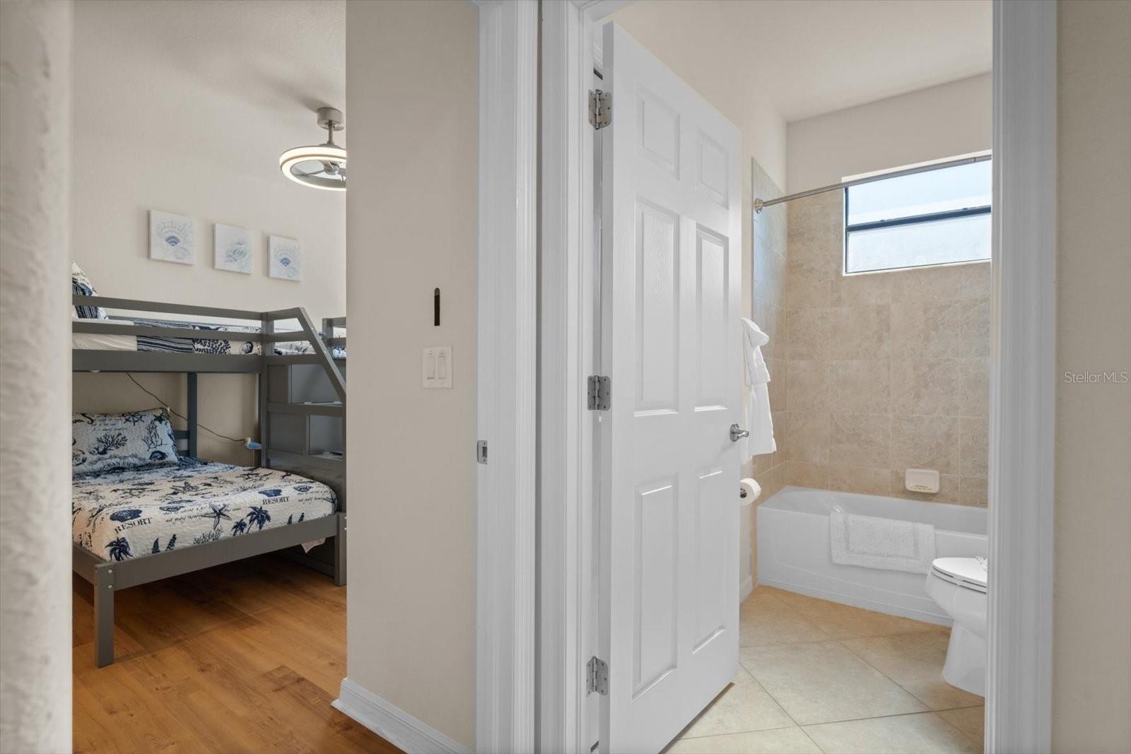 Image 20 of 60 For 131 Babbling Brook Run