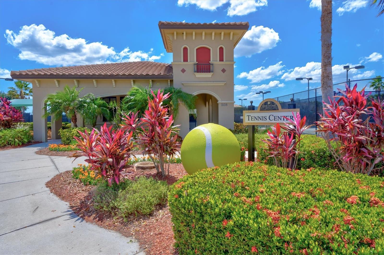 Image 48 of 60 For 131 Babbling Brook Run