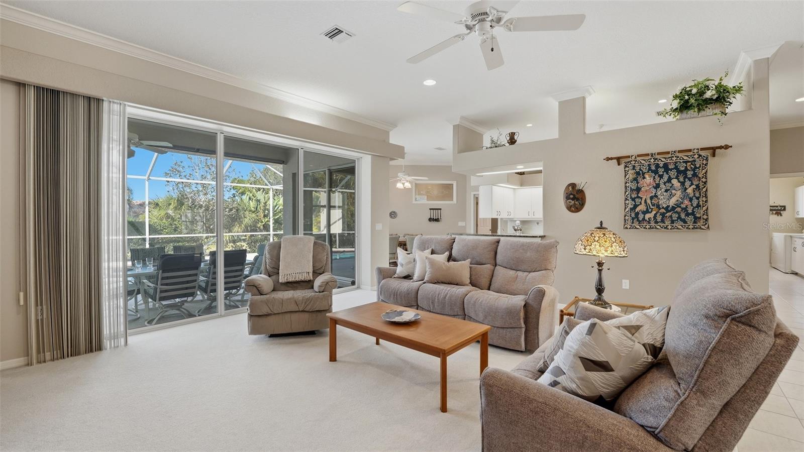 Image 10 of 58 For 409 Bellini Circle