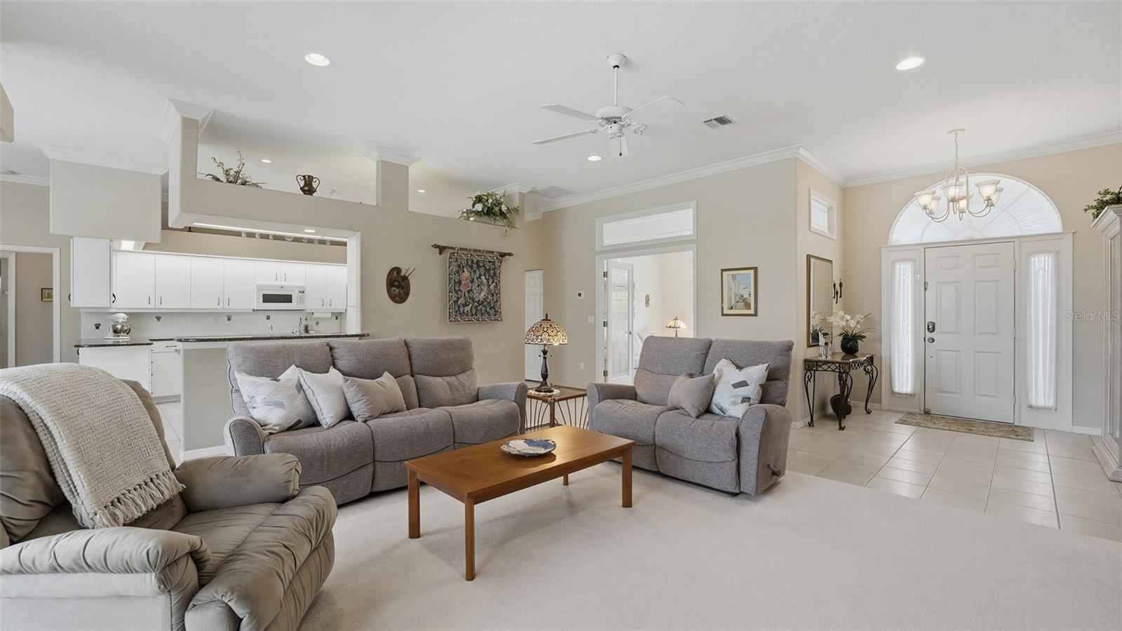 Image 12 of 58 For 409 Bellini Circle