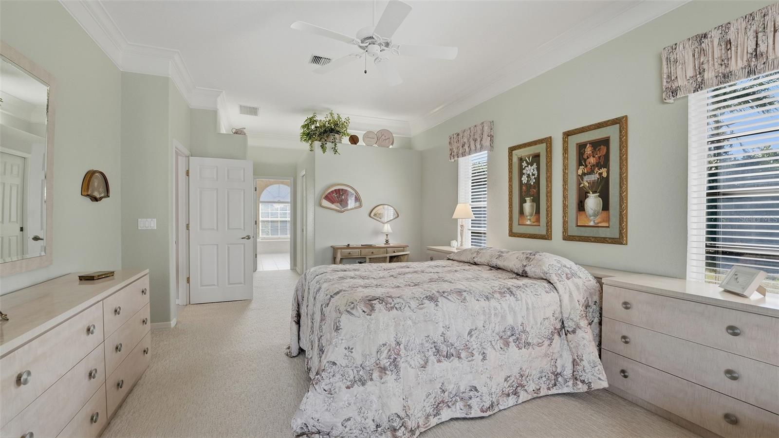 Image 26 of 58 For 409 Bellini Circle