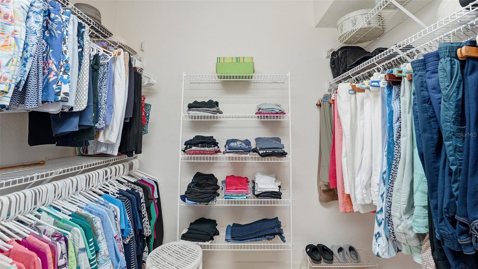 Image 27 of 58 For 409 Bellini Circle