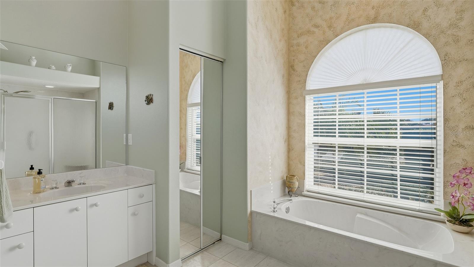 Image 31 of 58 For 409 Bellini Circle