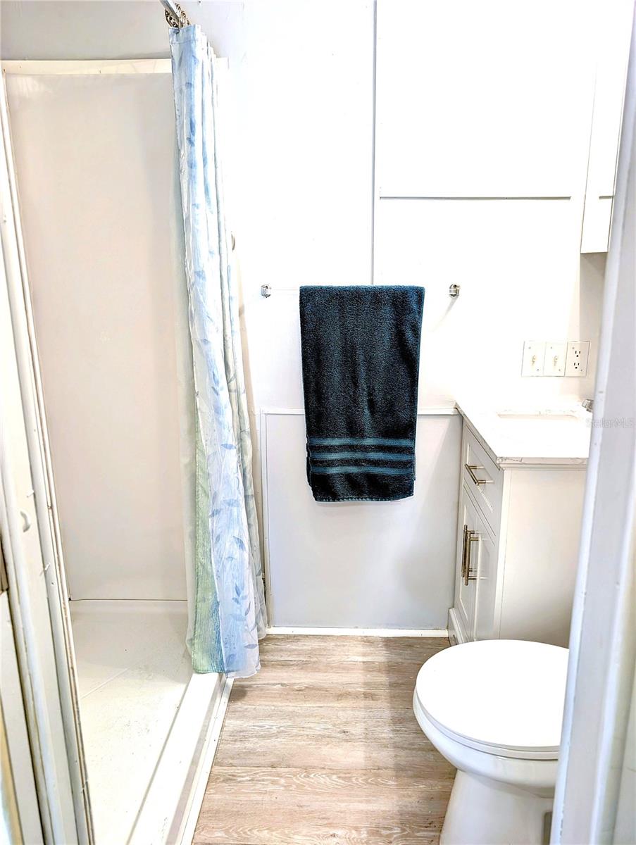 Image 8 of 13 For 3300 26th Avenue E 191