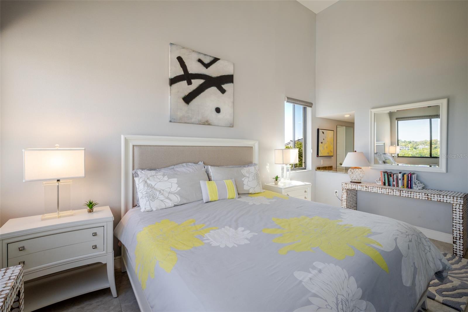 Image 23 of 83 For 6285 Midnight Pass Road 307