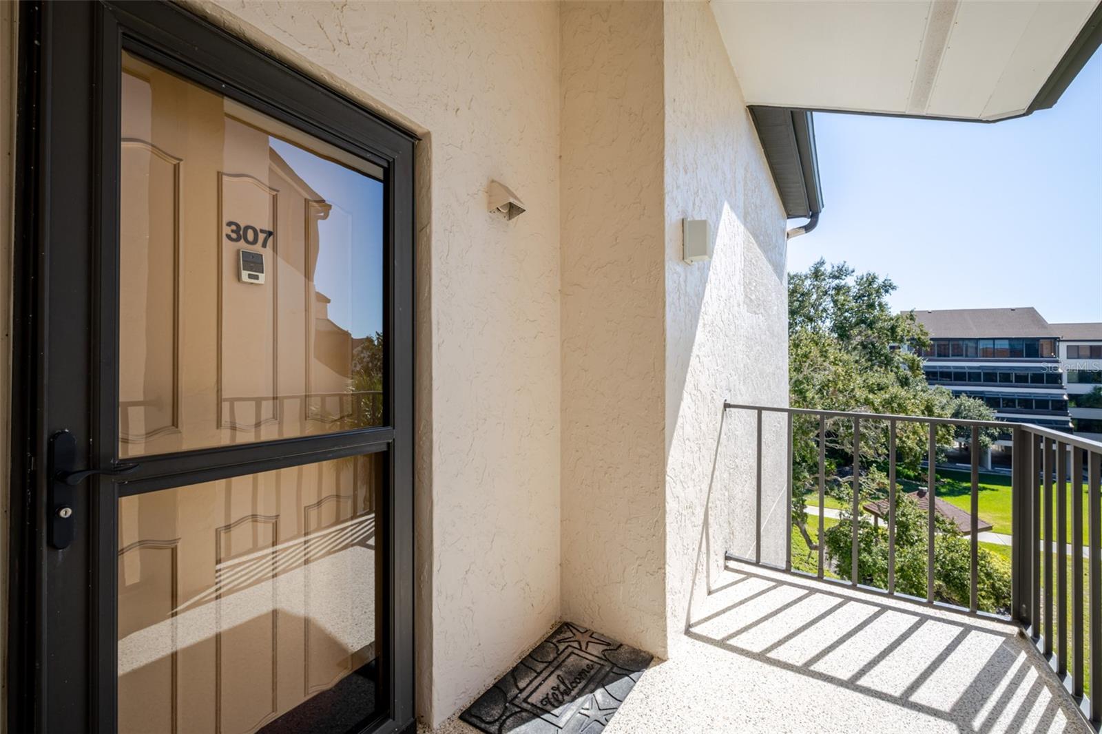 Image 3 of 83 For 6285 Midnight Pass Road 307