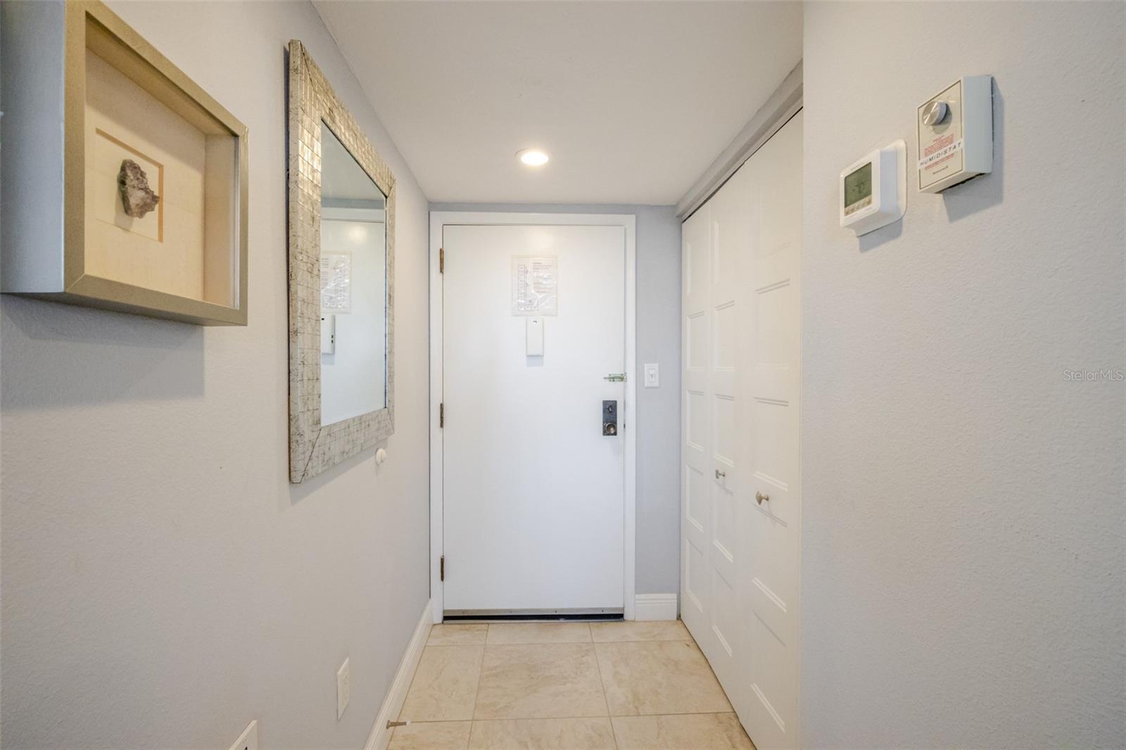 Image 4 of 83 For 6285 Midnight Pass Road 307