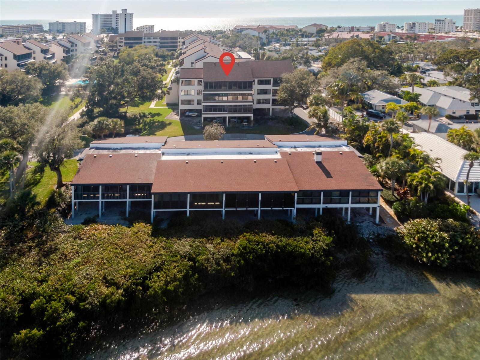 Image 47 of 83 For 6285 Midnight Pass Road 307