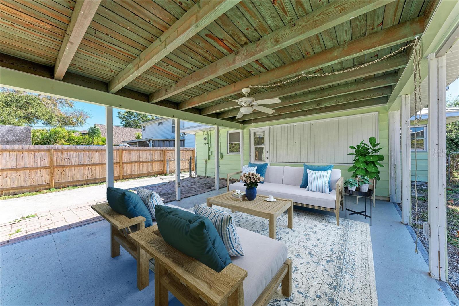 Image 20 of 27 For 2253 Arlington Street