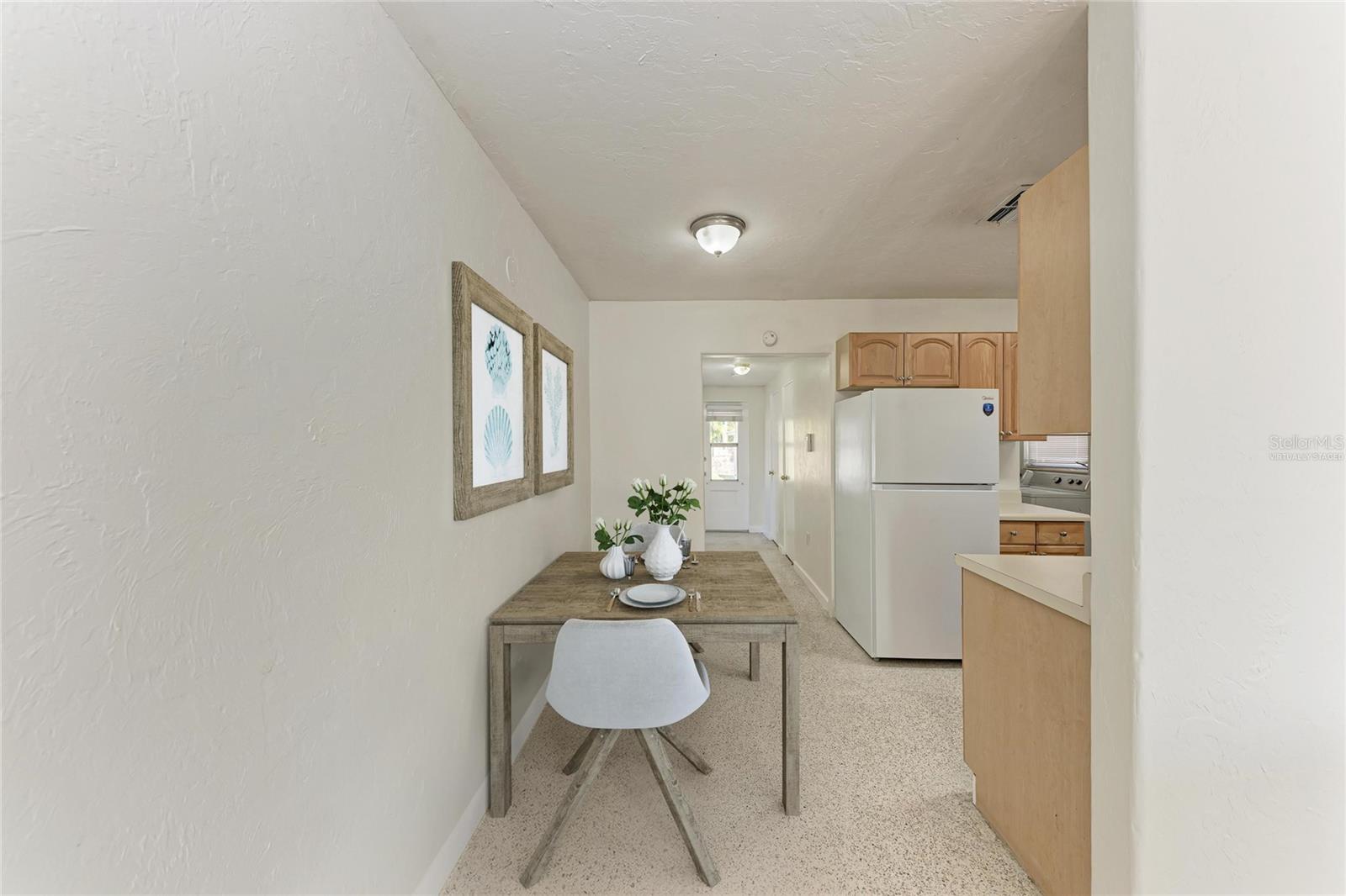 Image 6 of 27 For 2253 Arlington Street