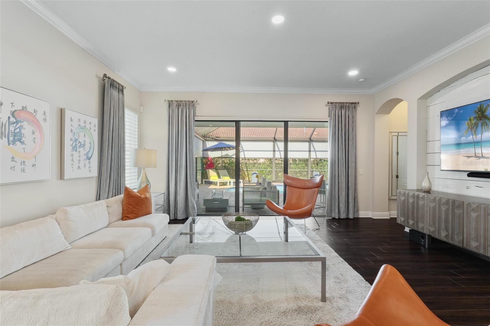 Image 31 of 95 For 10619 Glencorse Terrace