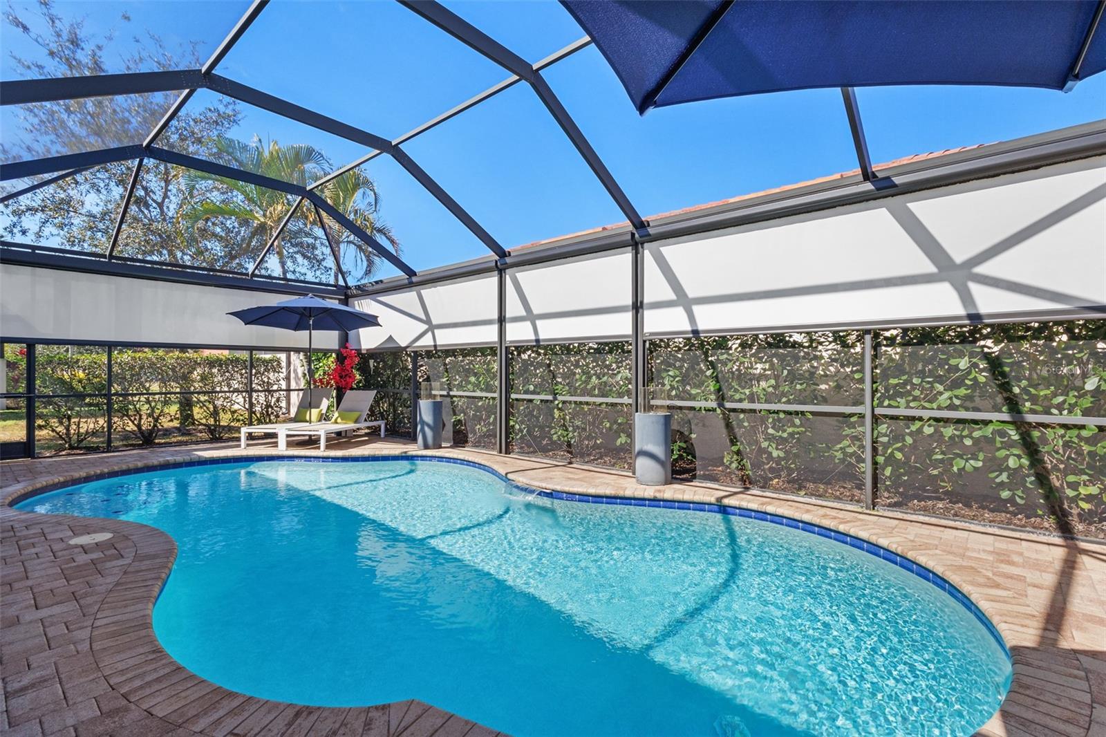 Image 38 of 95 For 10619 Glencorse Terrace