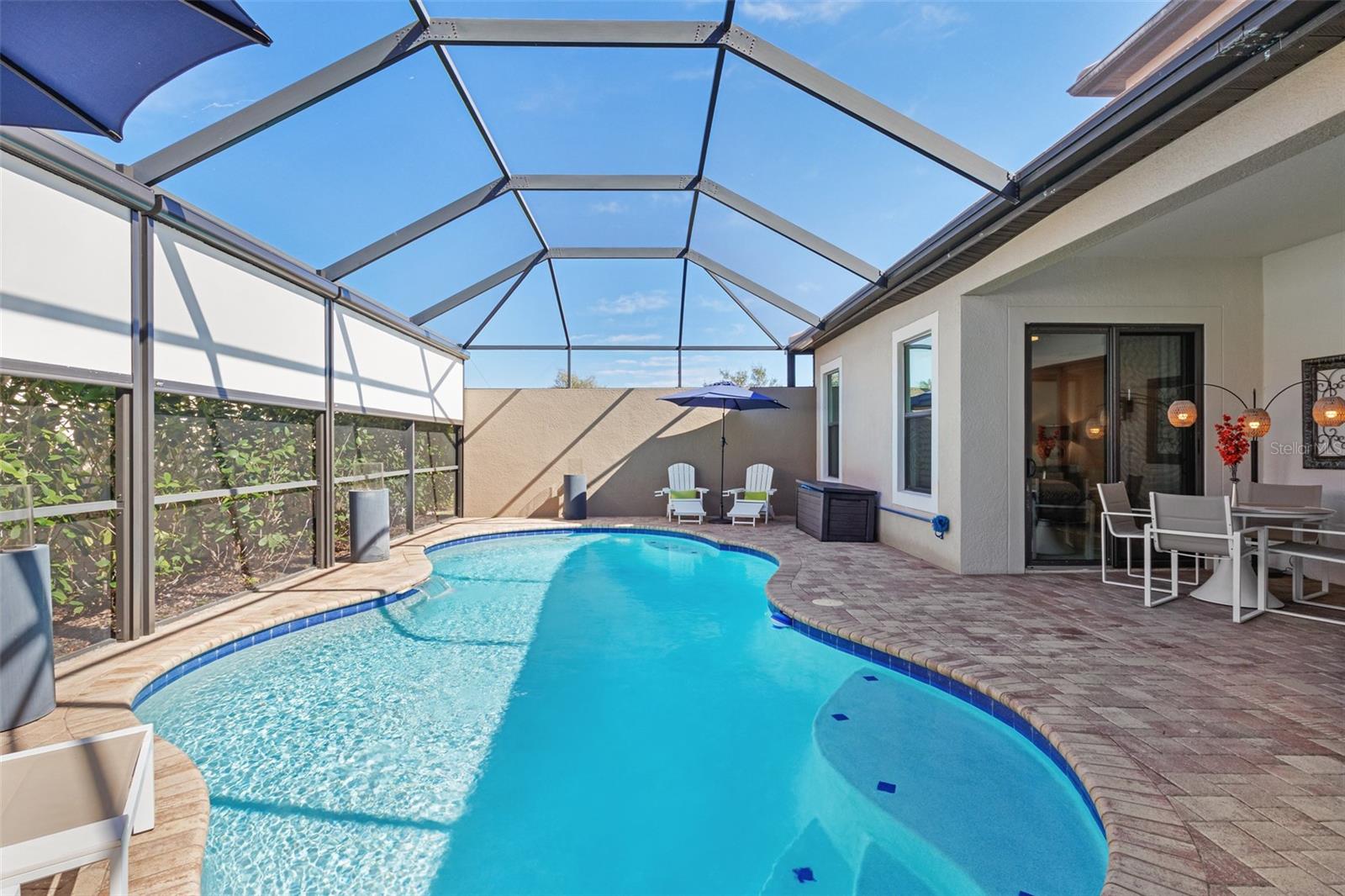 Image 39 of 95 For 10619 Glencorse Terrace