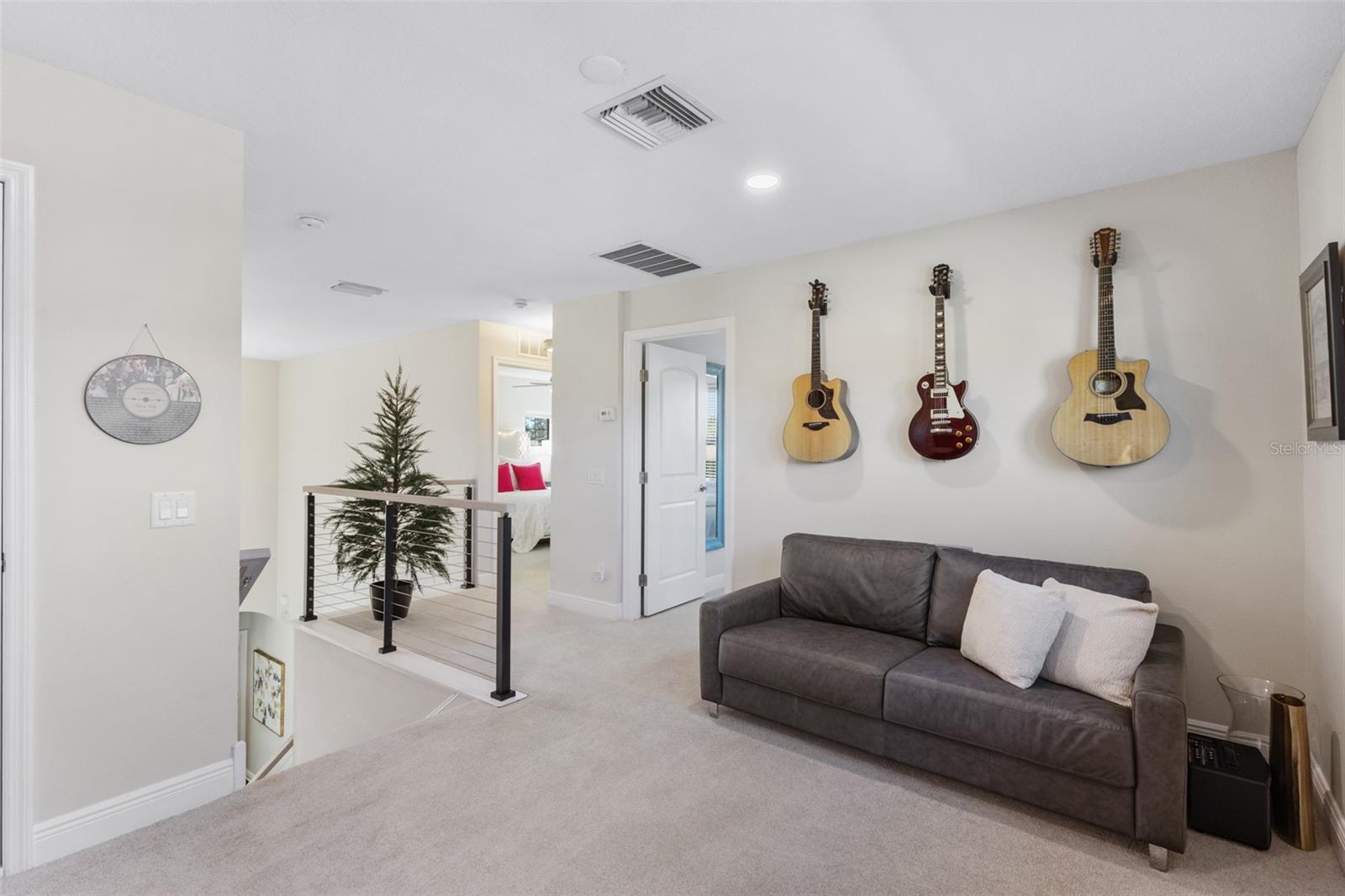 Image 51 of 95 For 10619 Glencorse Terrace