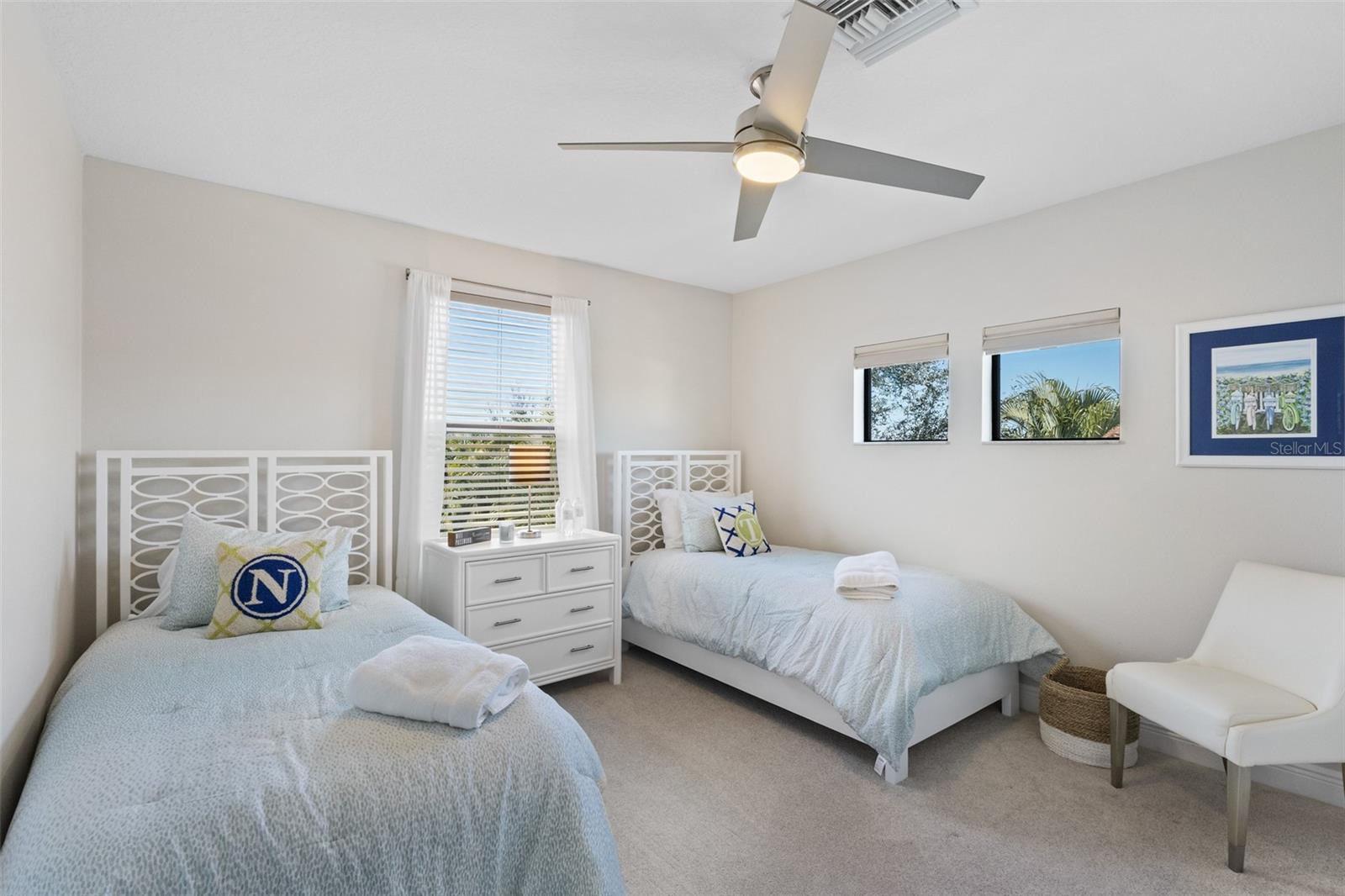 Image 52 of 95 For 10619 Glencorse Terrace