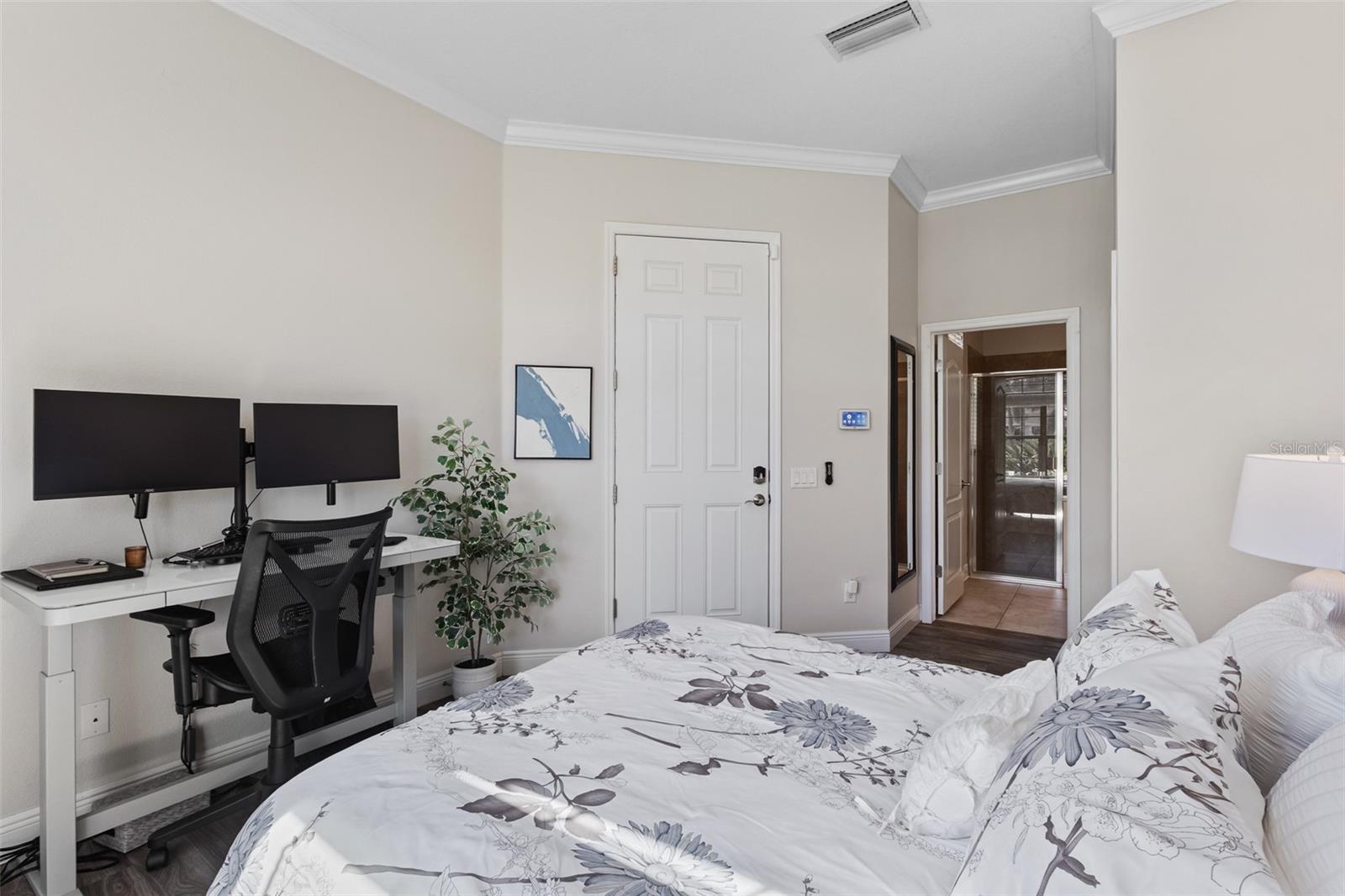 Image 63 of 95 For 10619 Glencorse Terrace