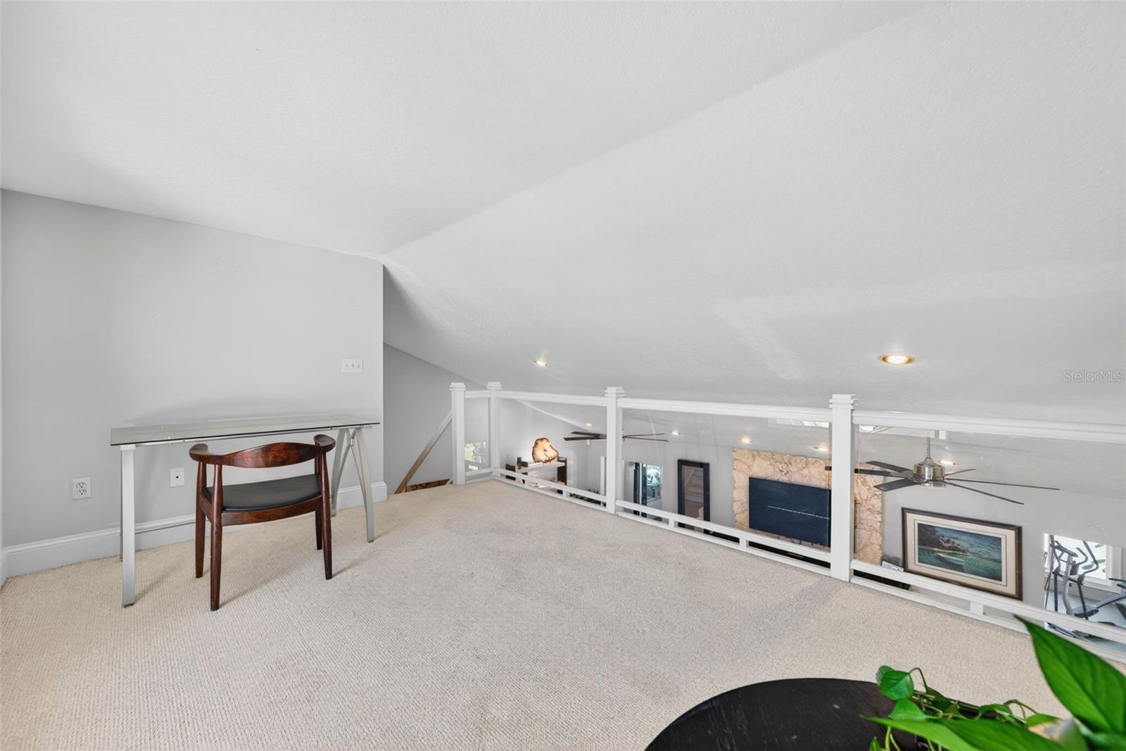 Image 17 of 83 For 2392 Landings Circle