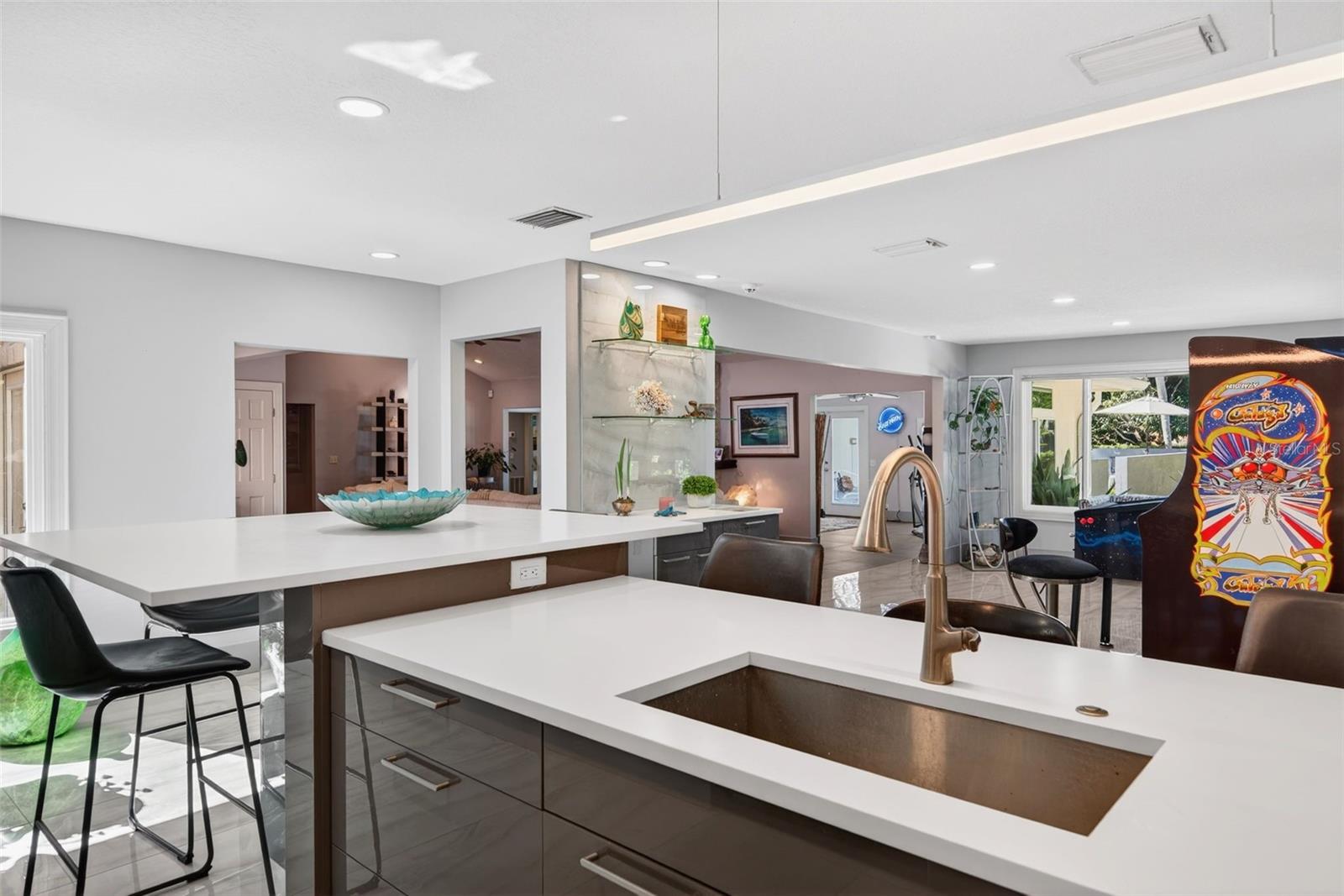 Image 24 of 83 For 2392 Landings Circle