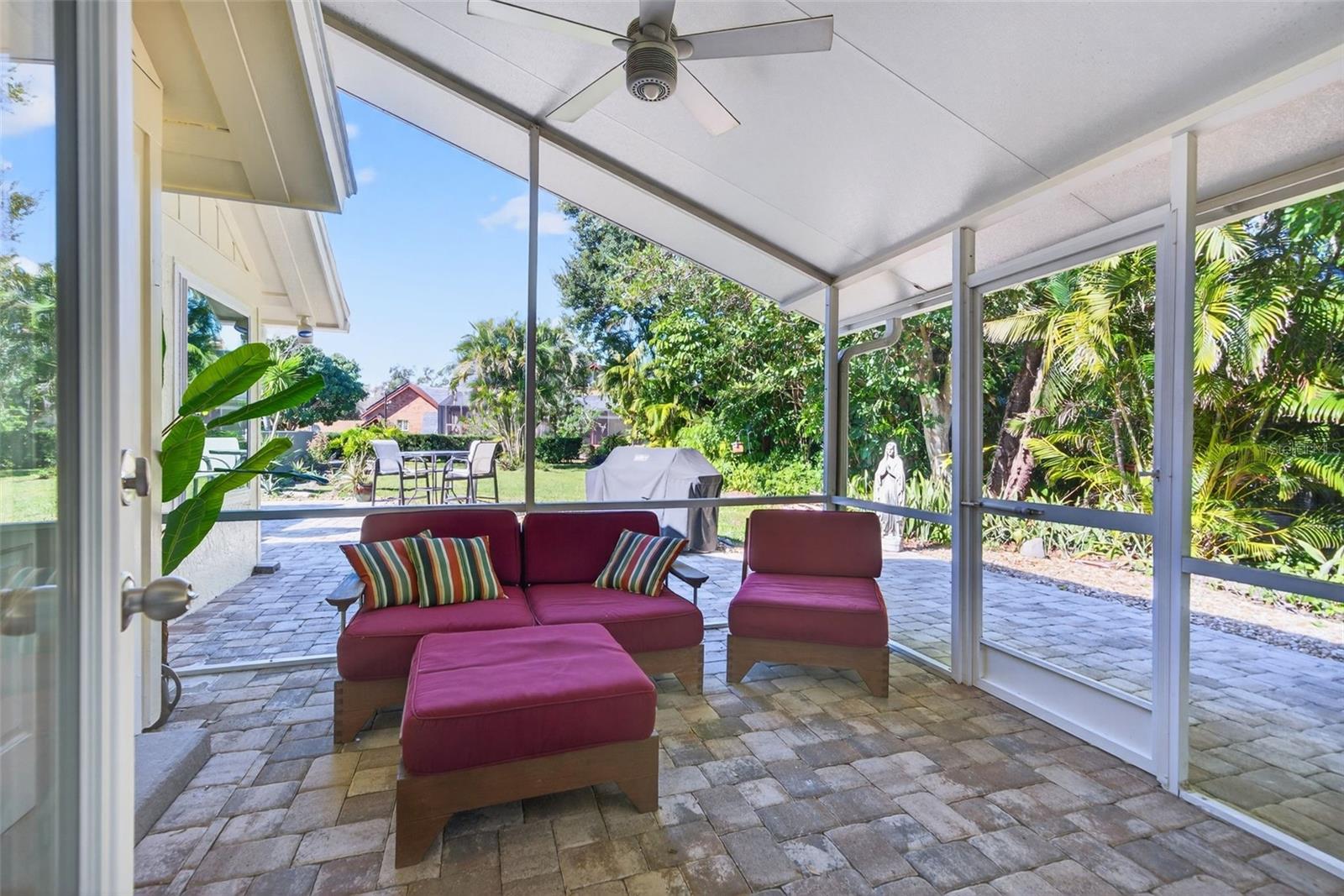 Image 30 of 83 For 2392 Landings Circle