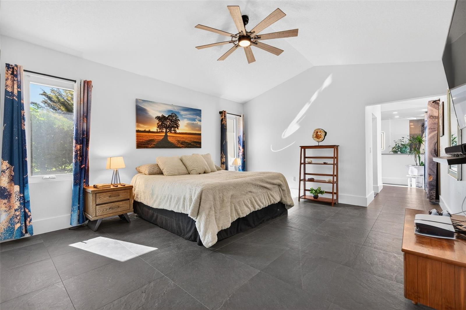 Image 33 of 83 For 2392 Landings Circle