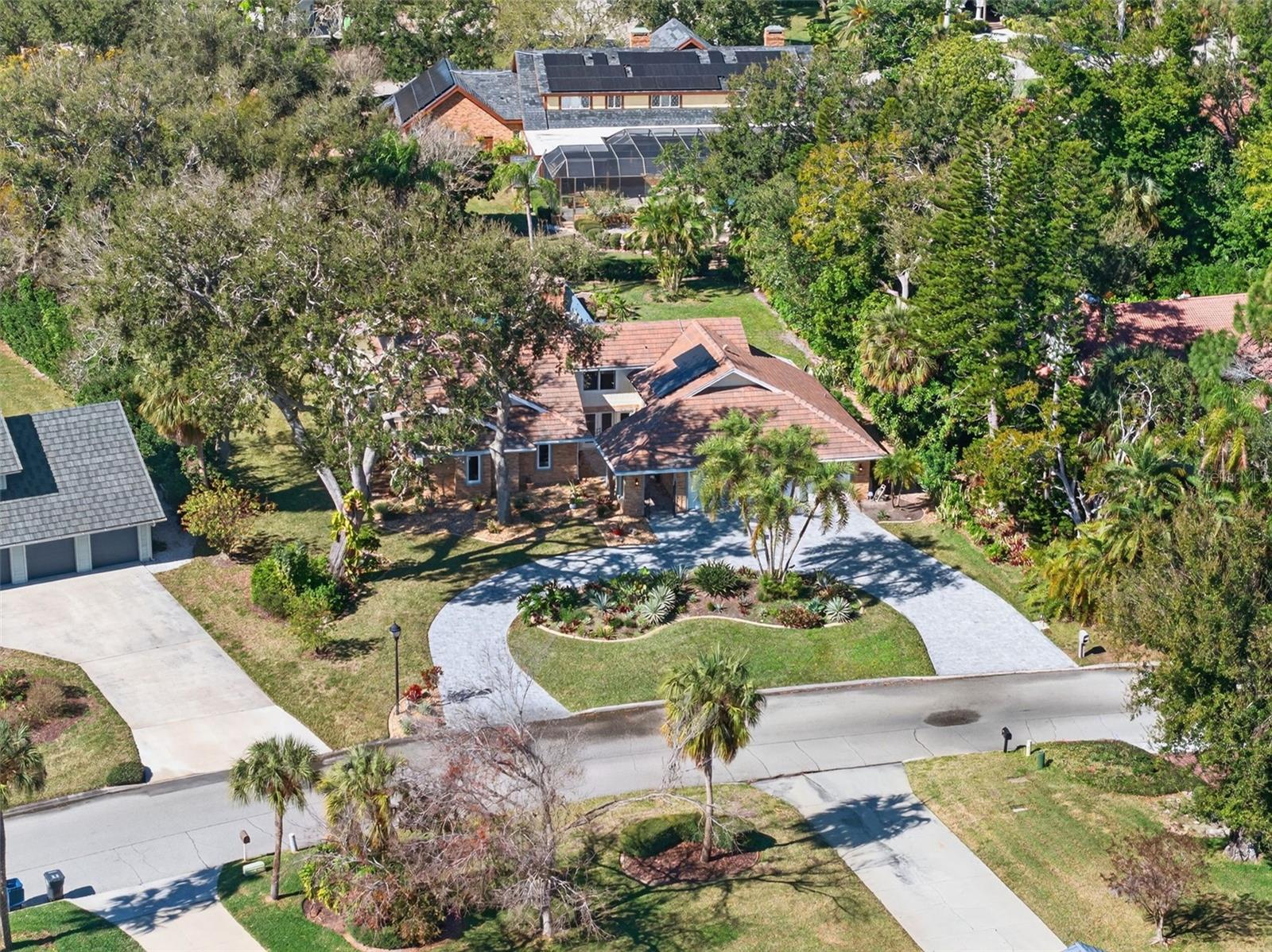 Image 4 of 83 For 2392 Landings Circle