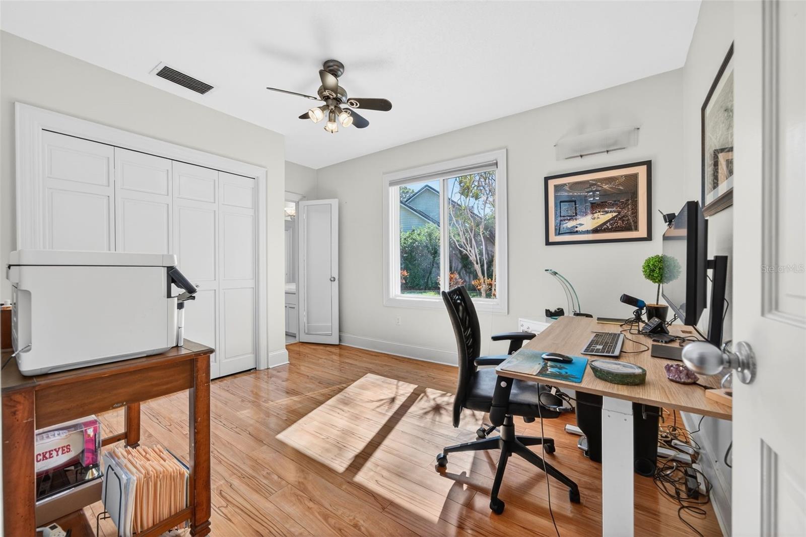 Image 43 of 83 For 2392 Landings Circle